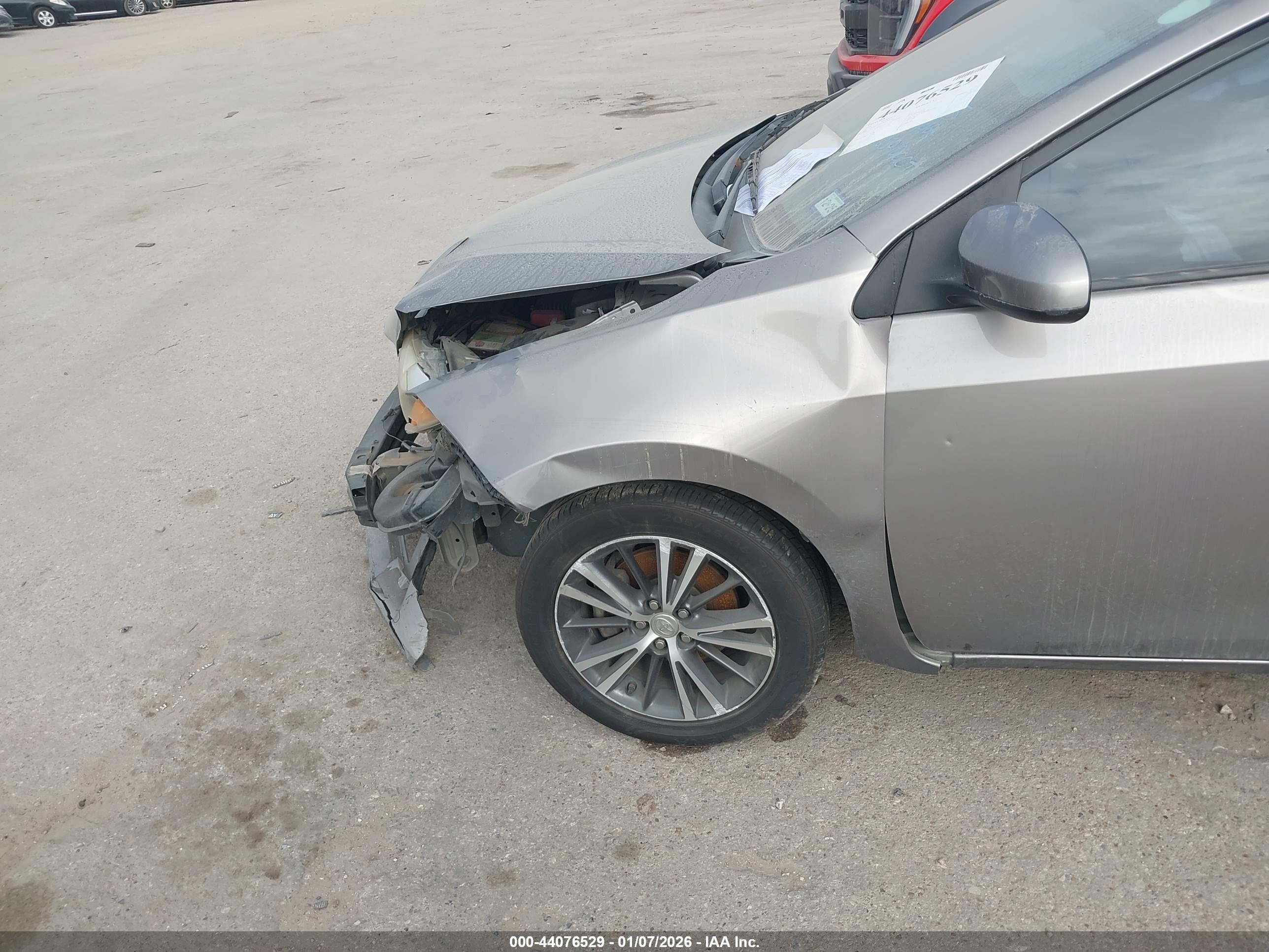 TOYOTA COROLLA image 6