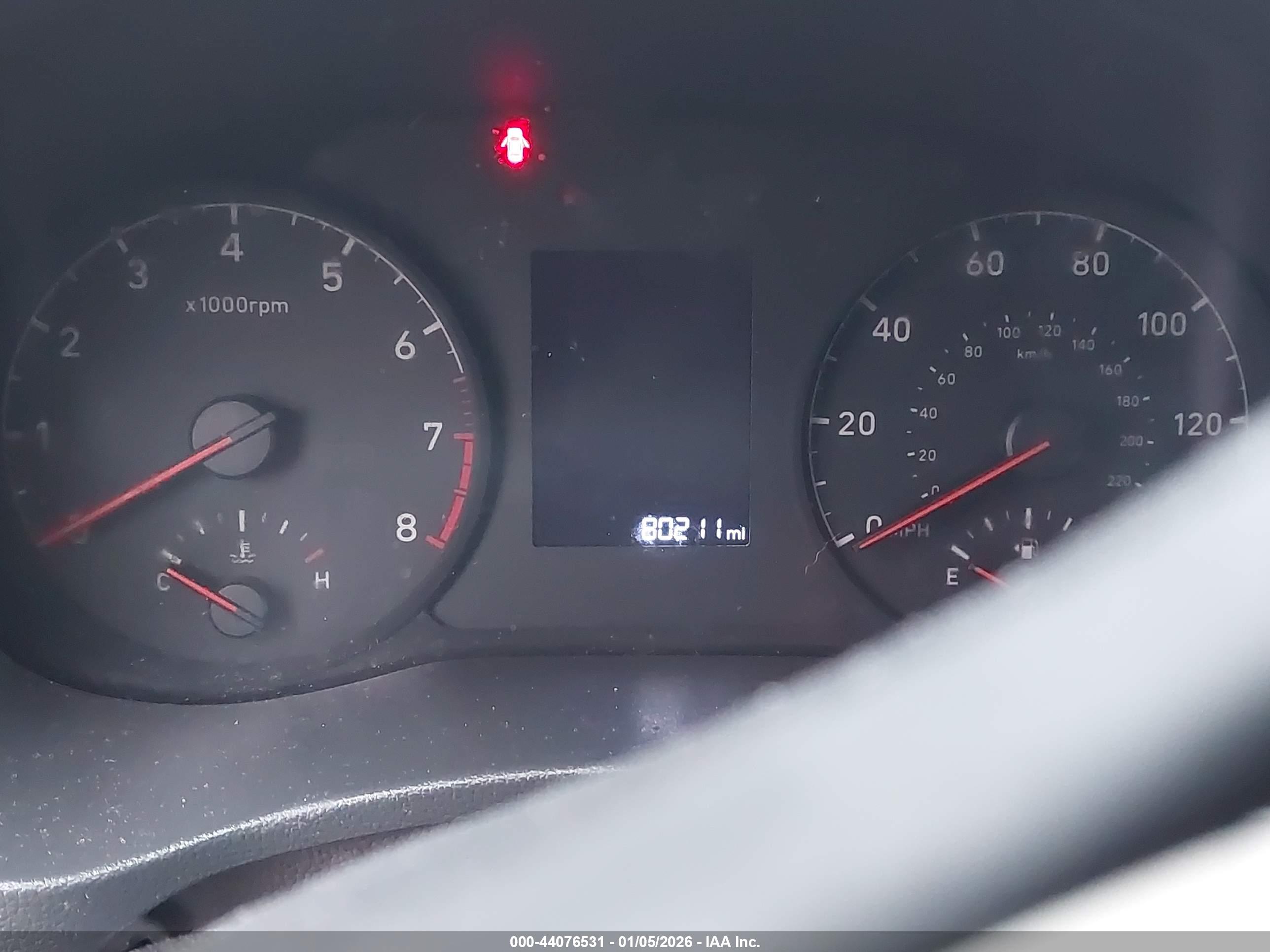 HYUNDAI ACCENT image 7
