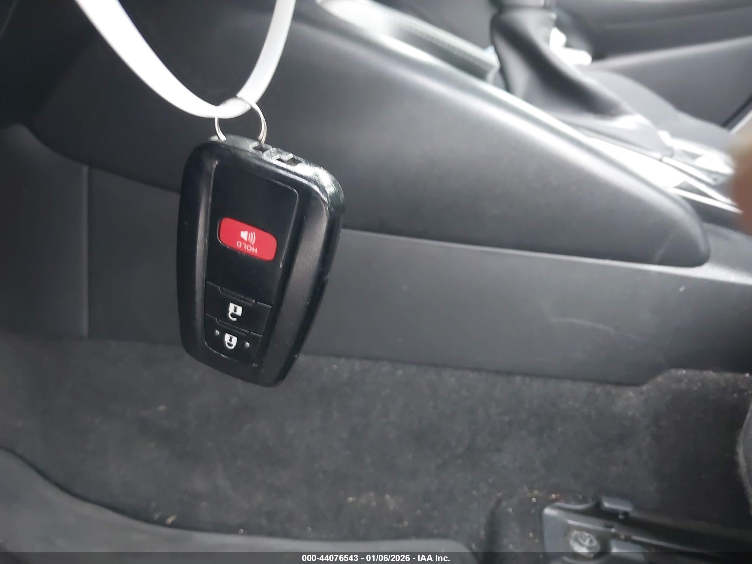 TOYOTA COROLLA image 11