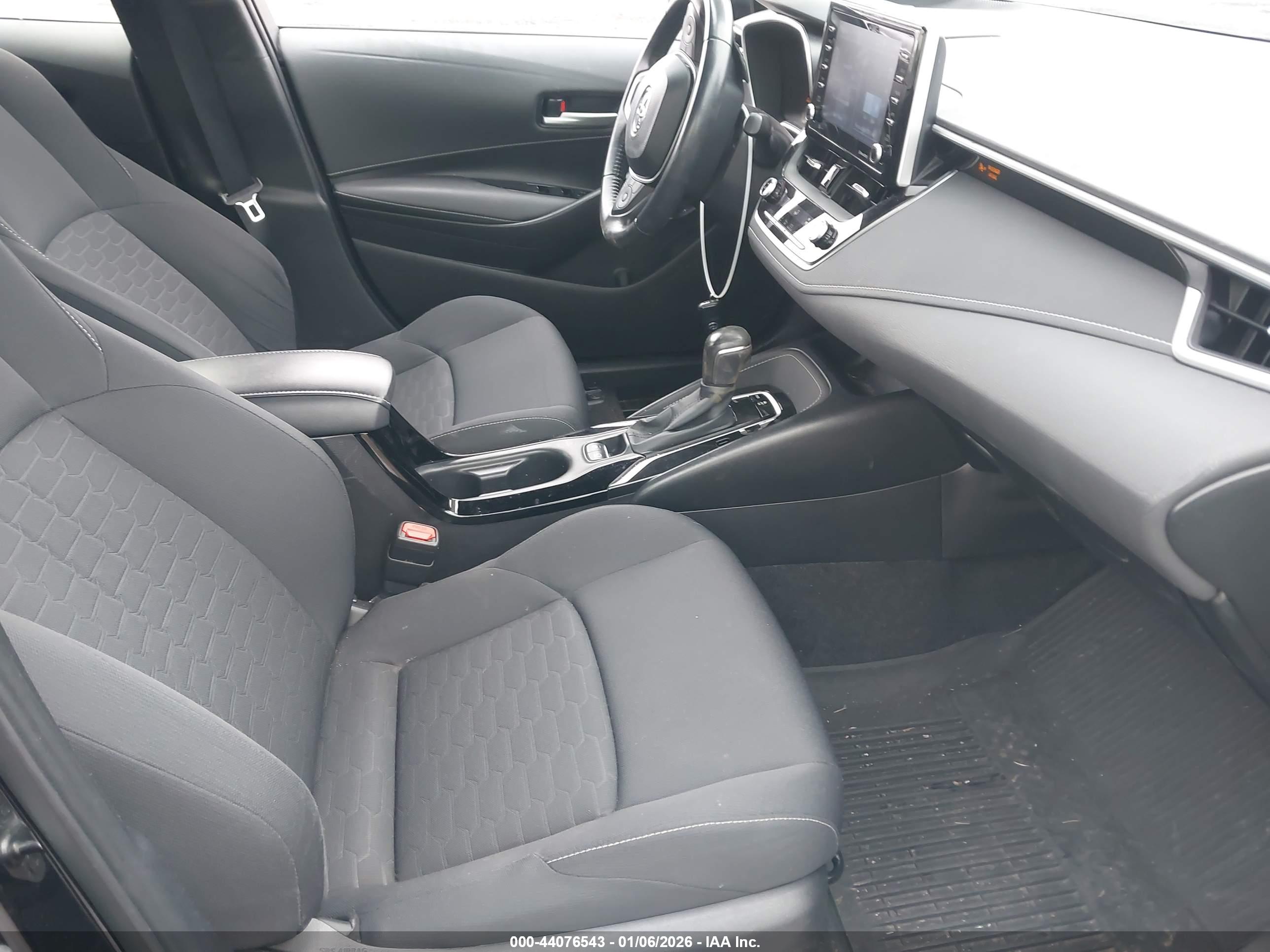 TOYOTA COROLLA image 5