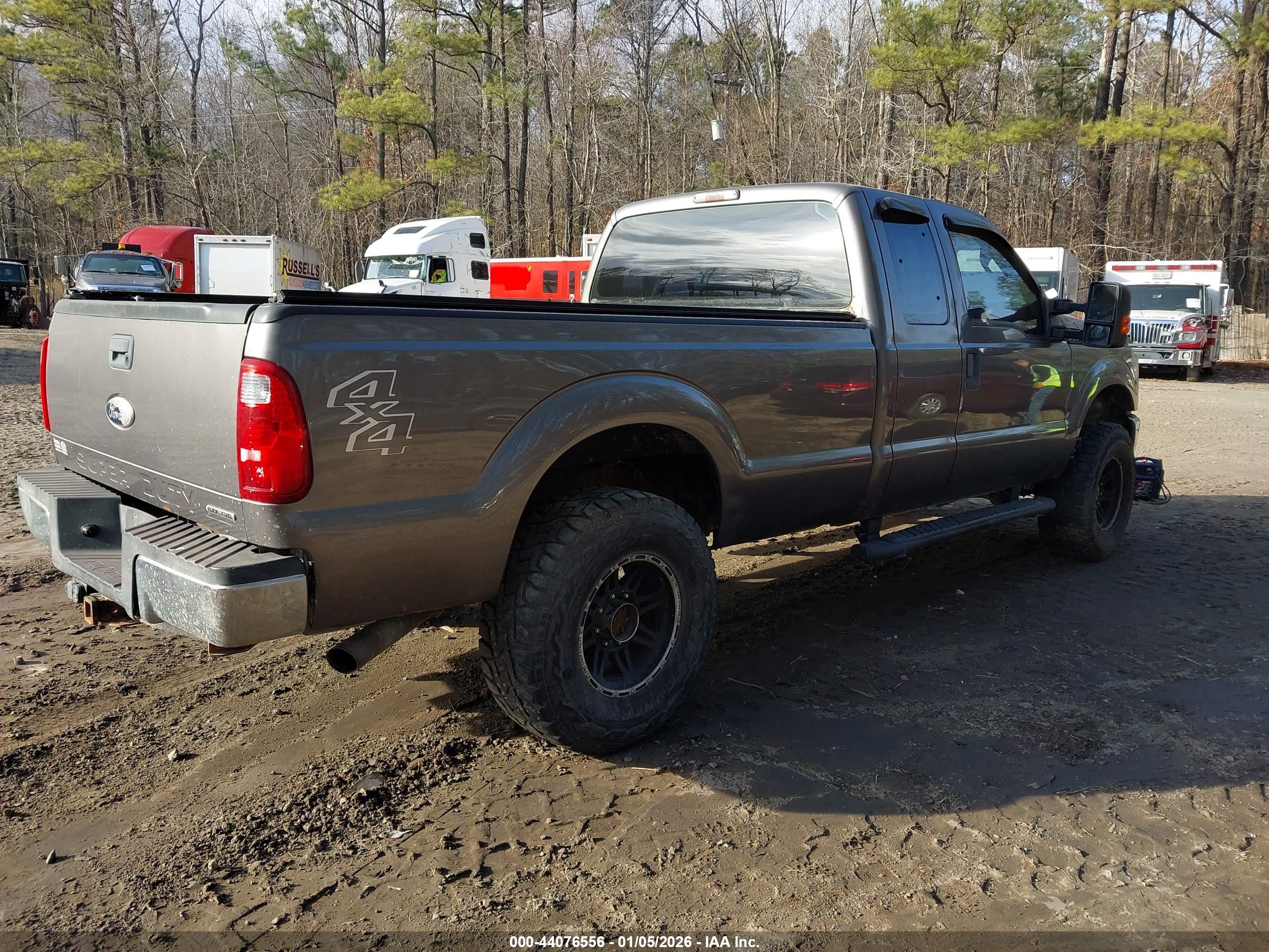 FORD F-250 image 4