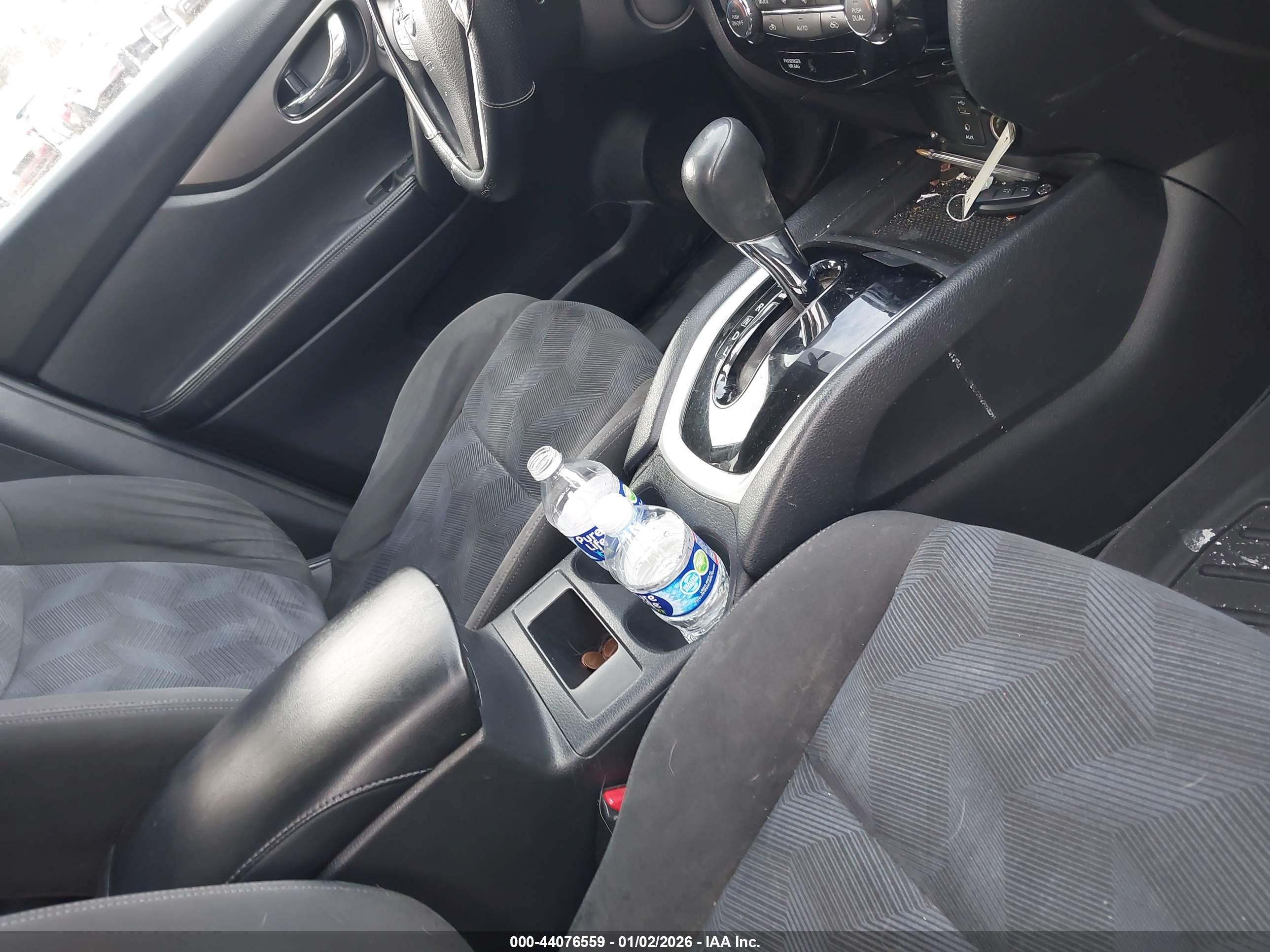 NISSAN ROGUE image 5