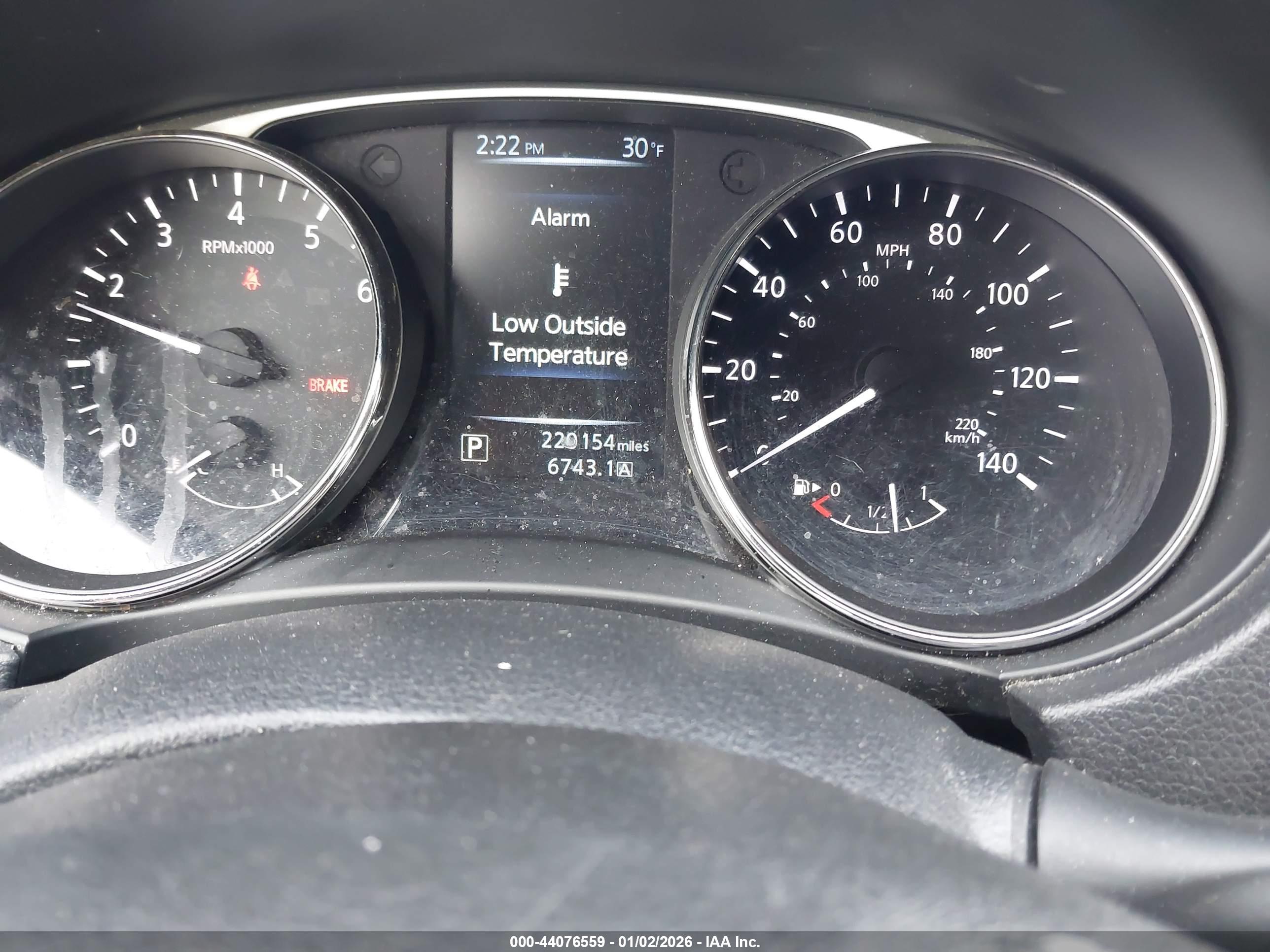 NISSAN ROGUE image 7