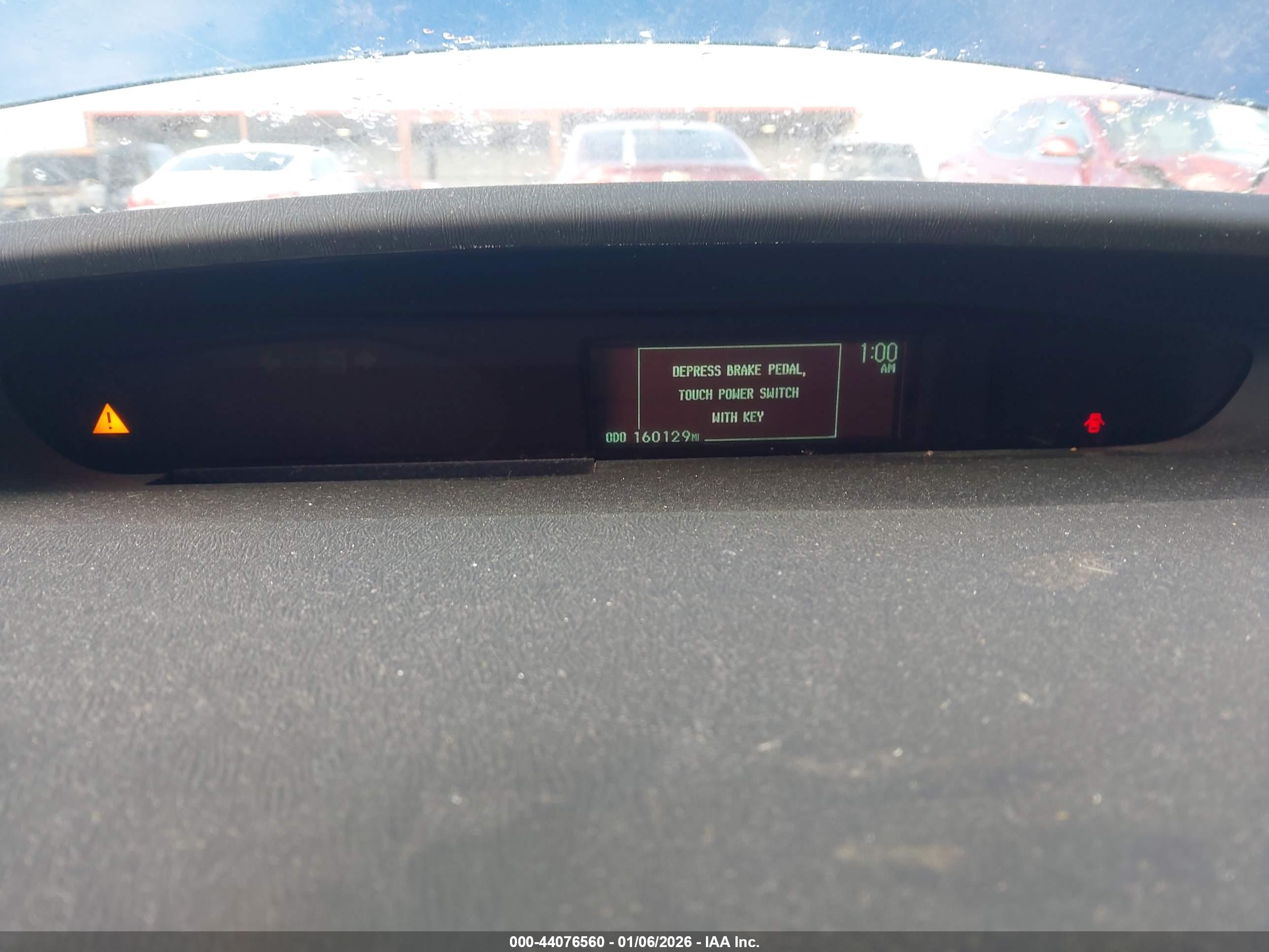 TOYOTA PRIUS image 7