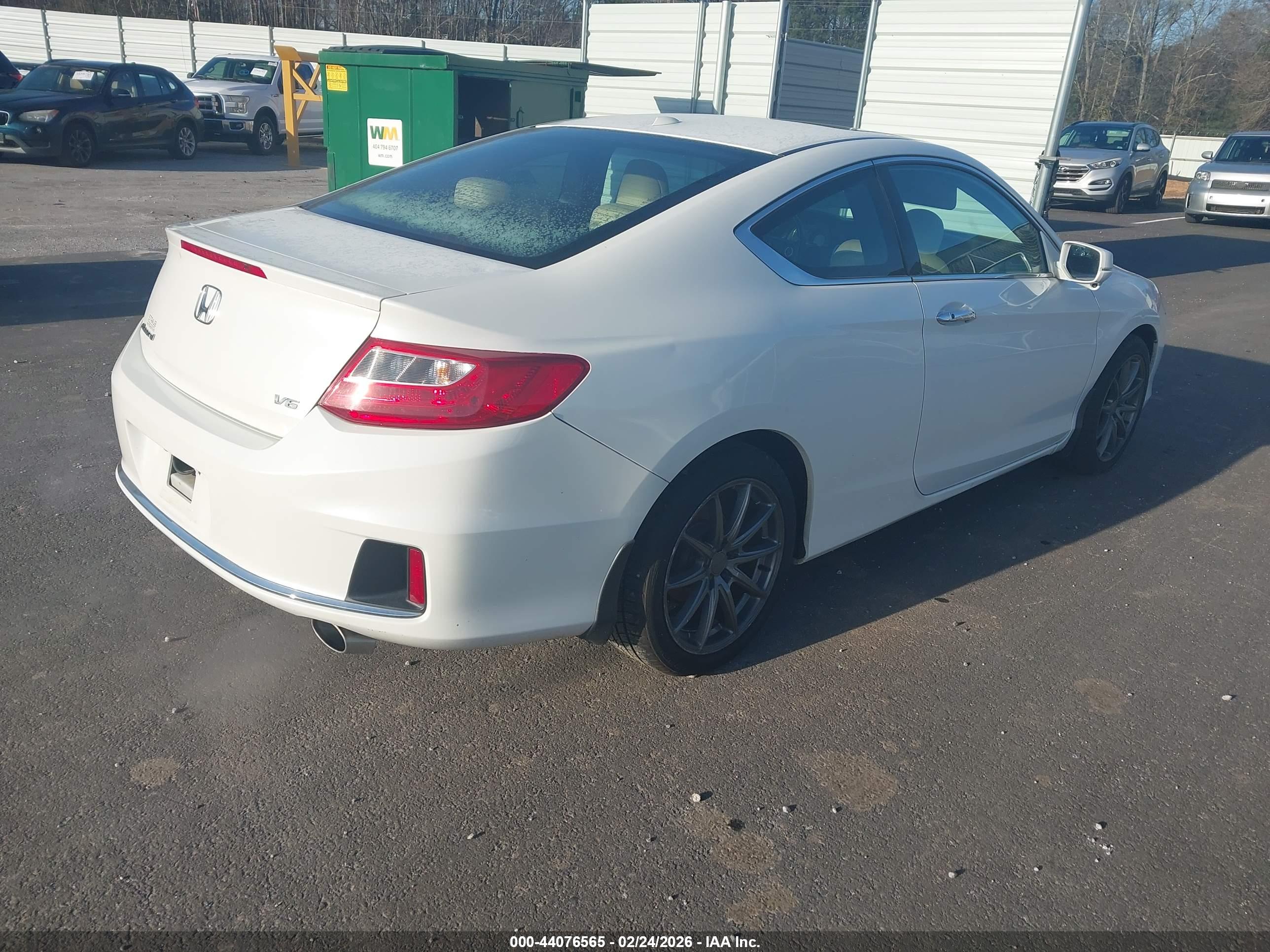 HONDA ACCORD image 4