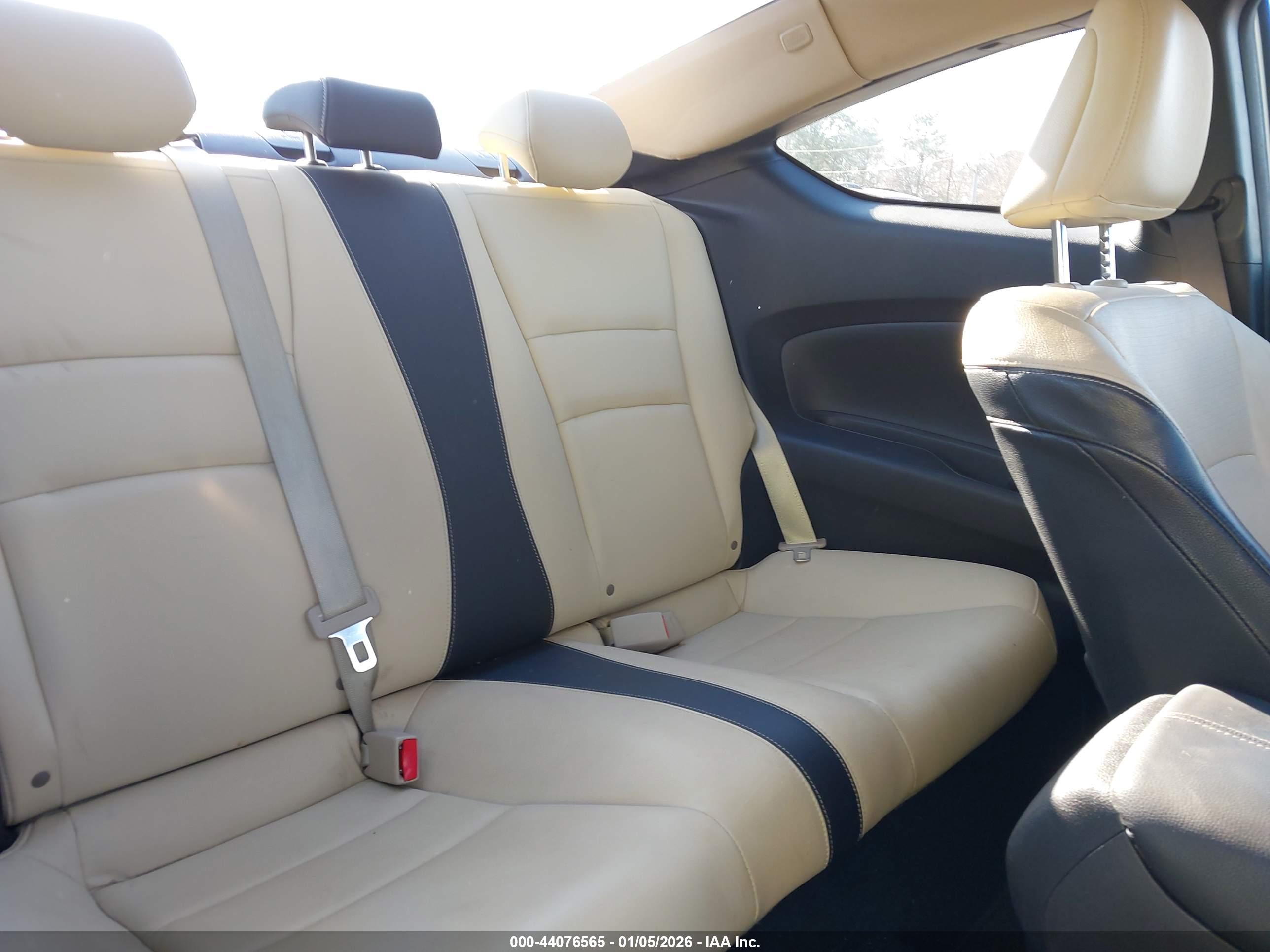 HONDA ACCORD image 8