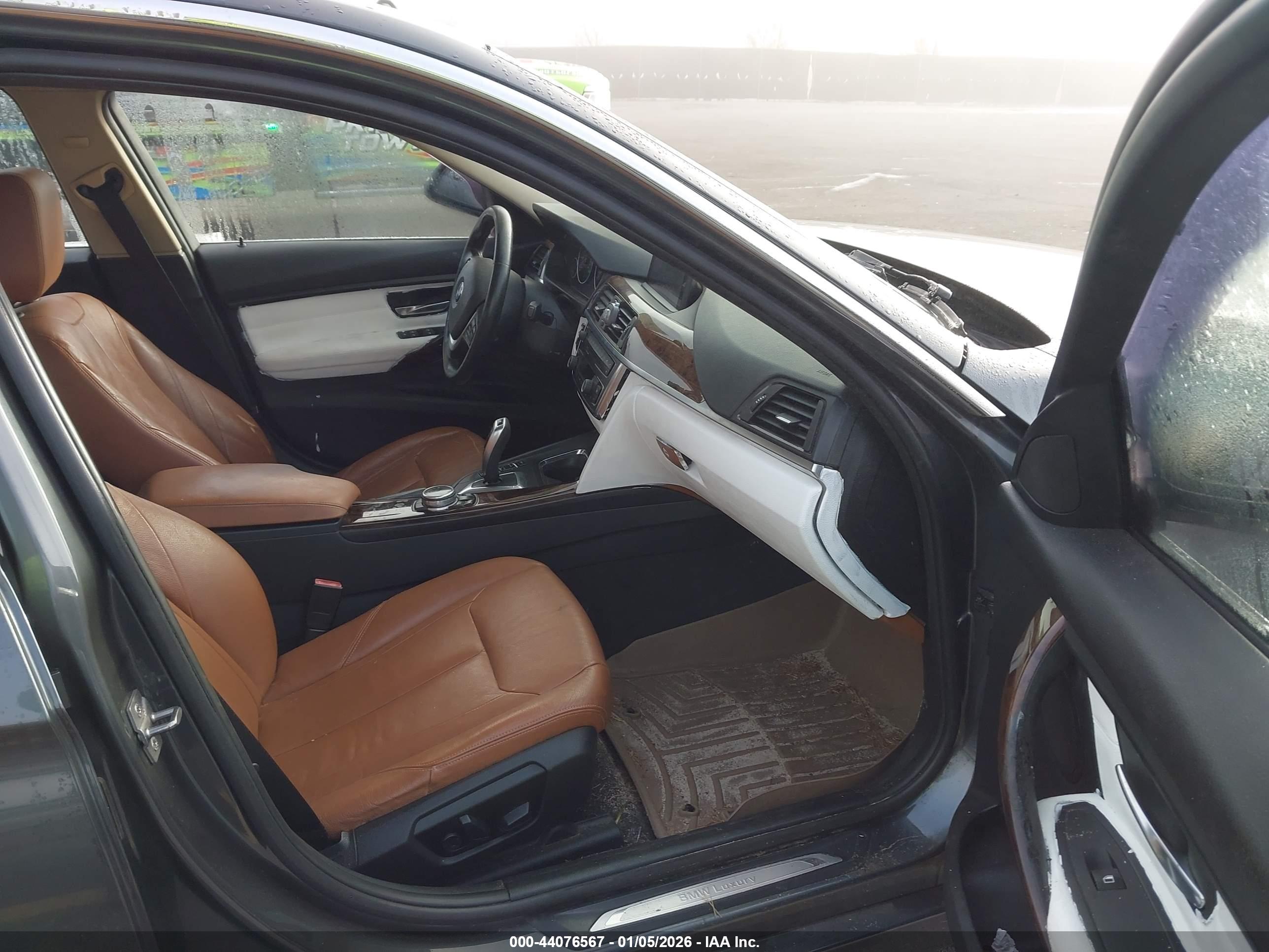 BMW 328I image 5