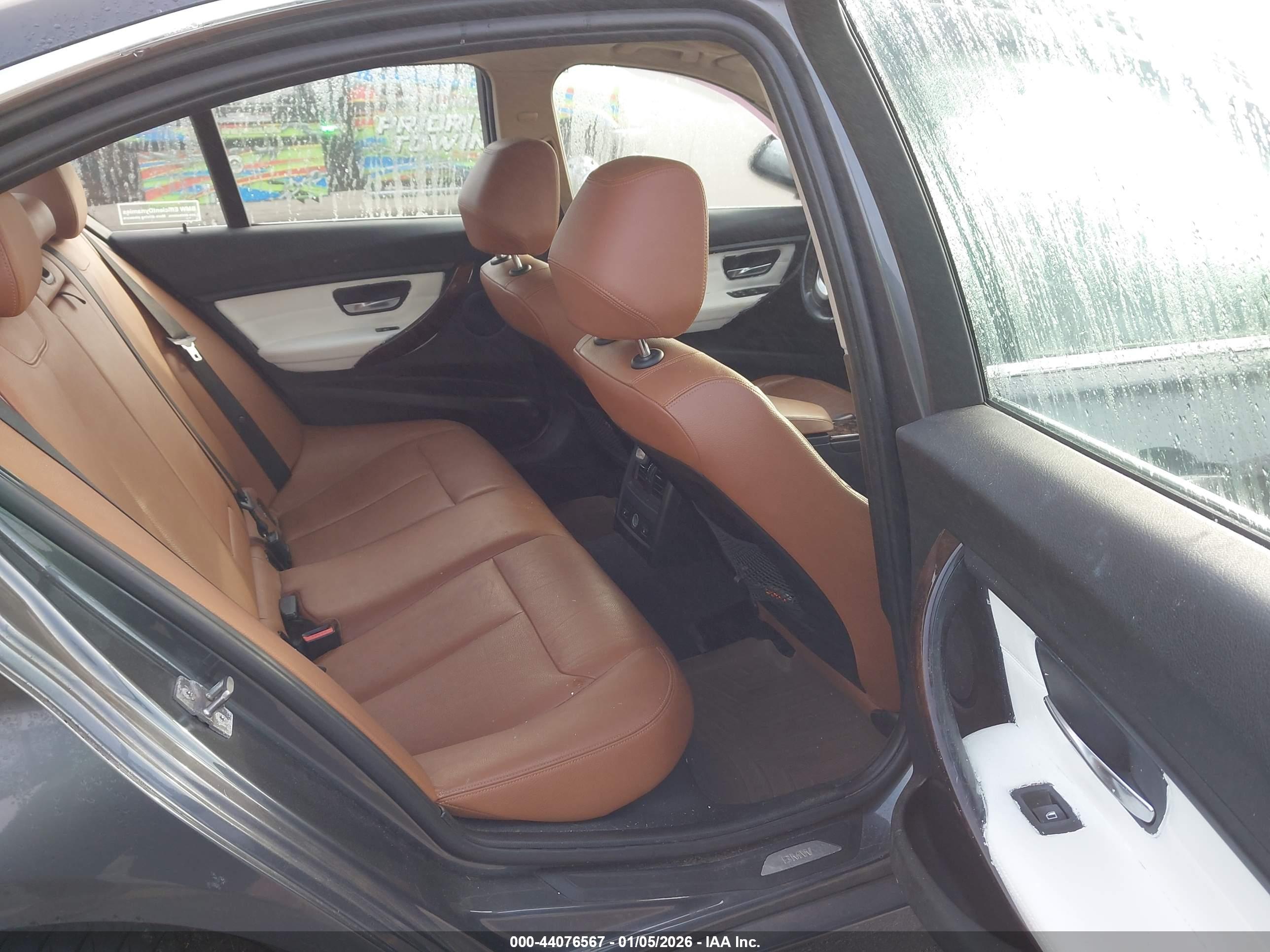 BMW 328I image 8