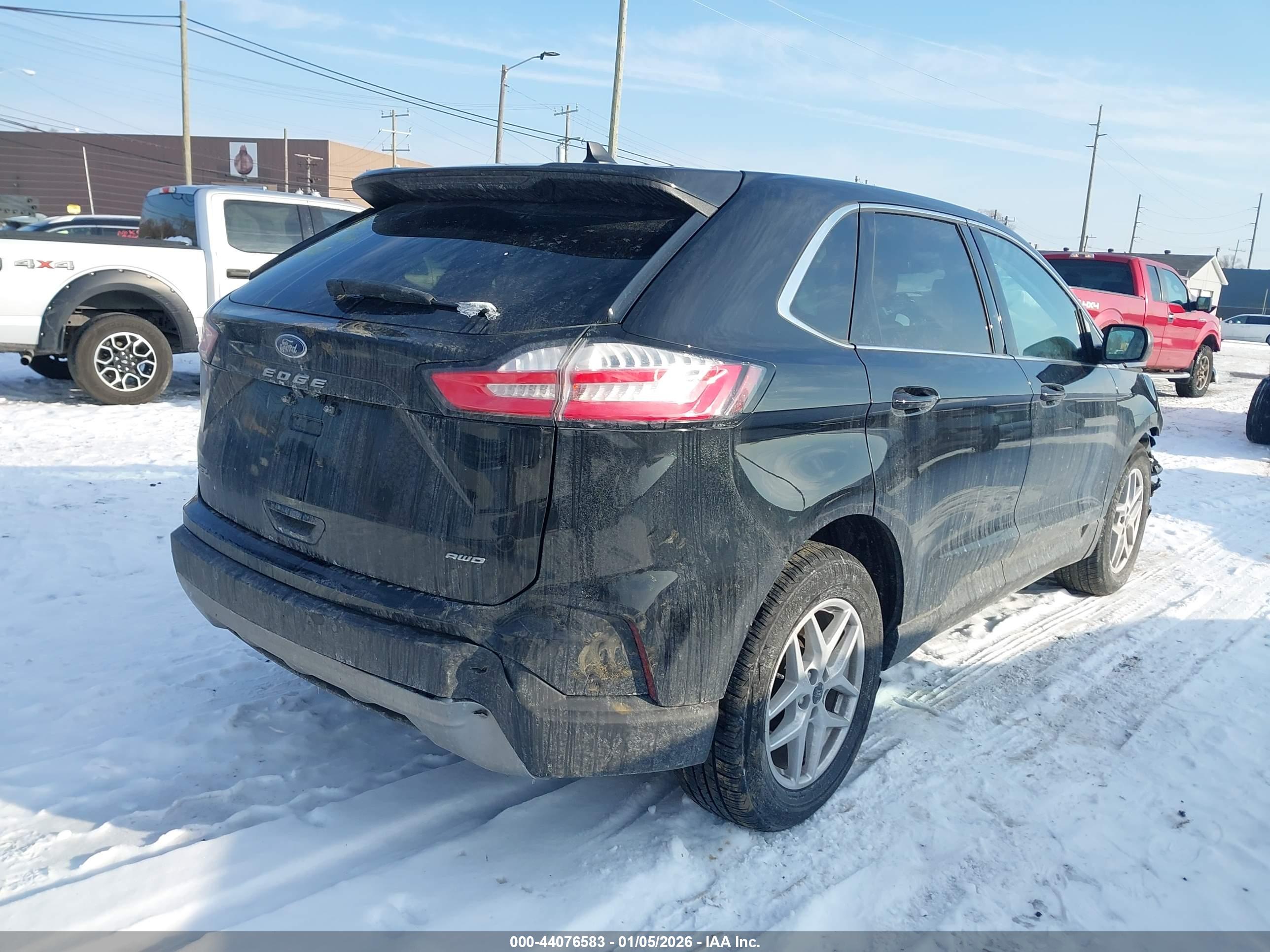 FORD EDGE image 4