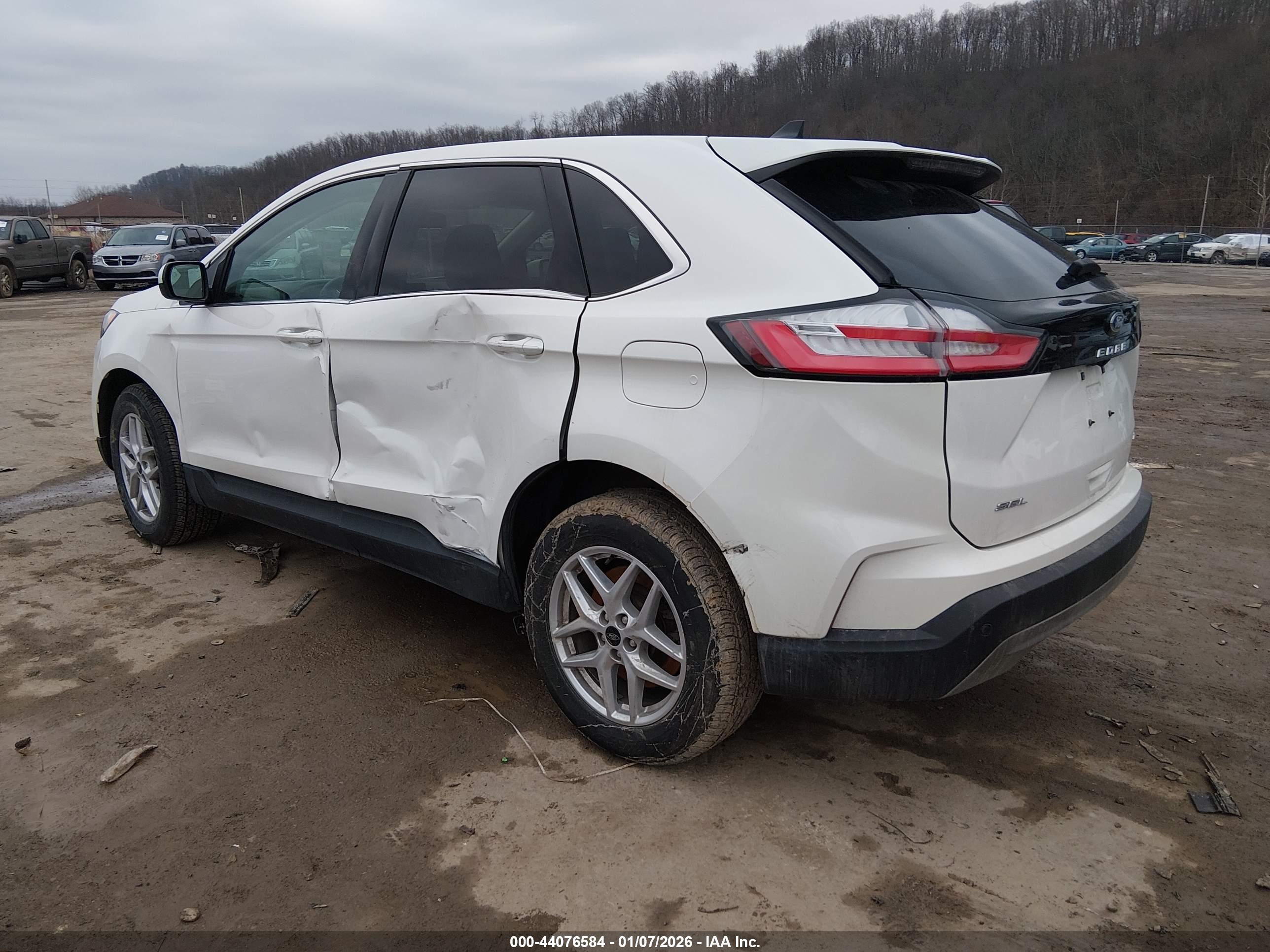 FORD EDGE image 3