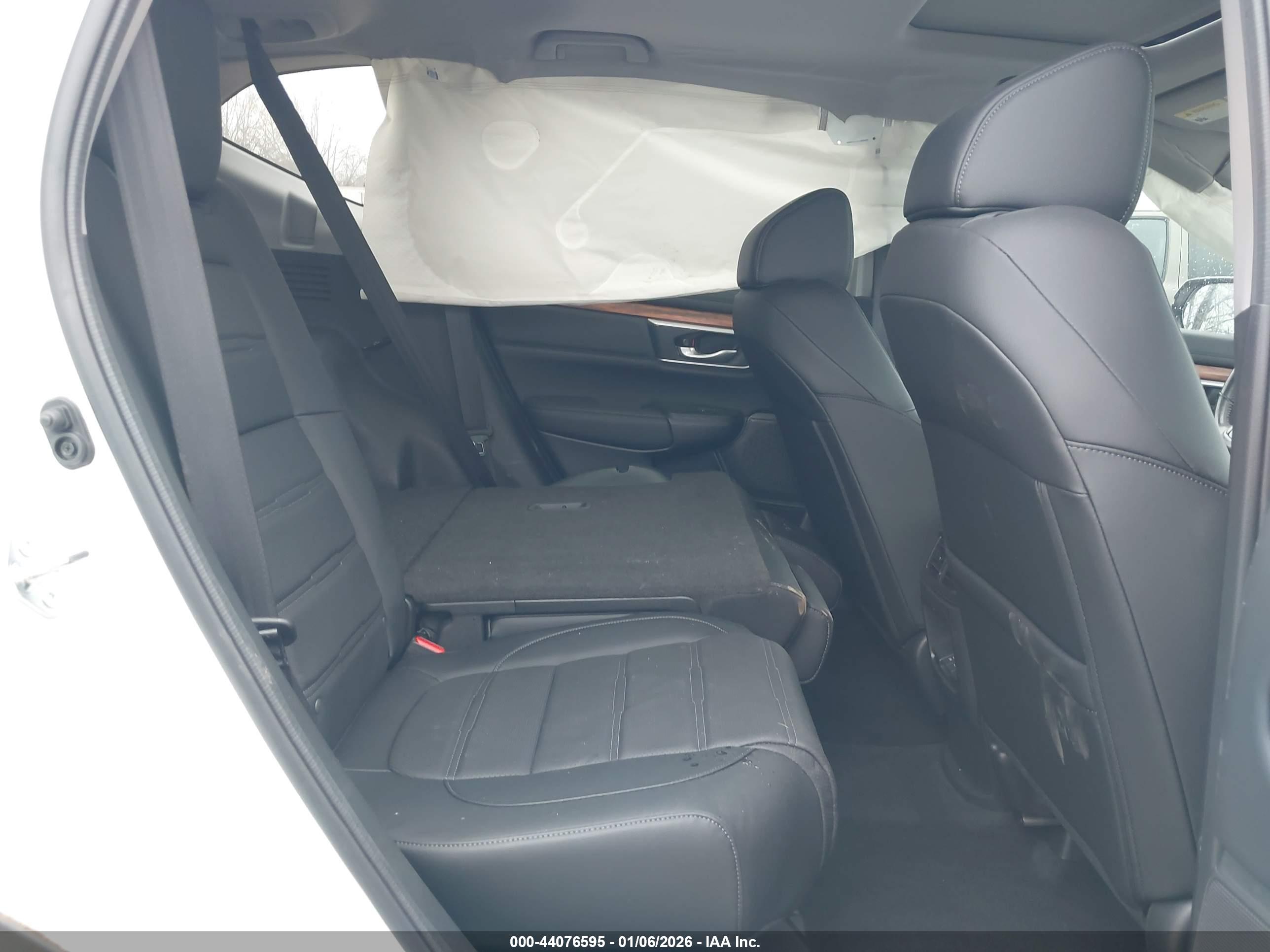 HONDA CR-V image 8