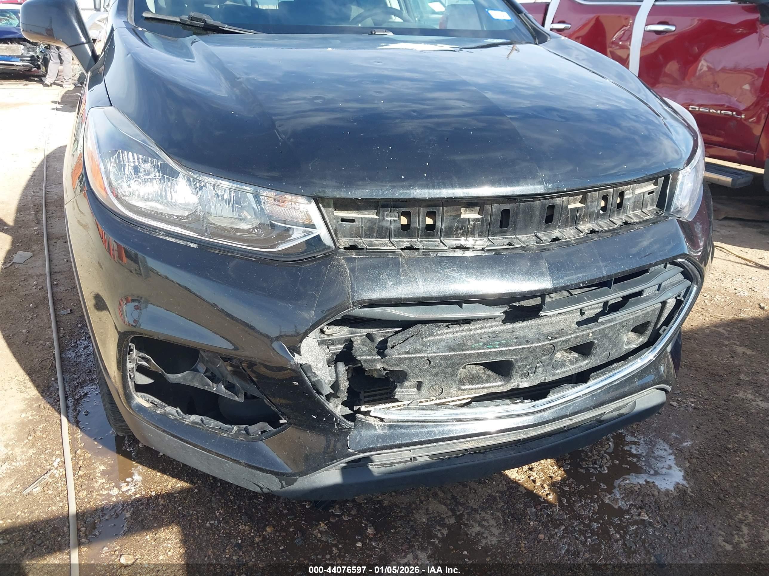 CHEVROLET TRAX image 6
