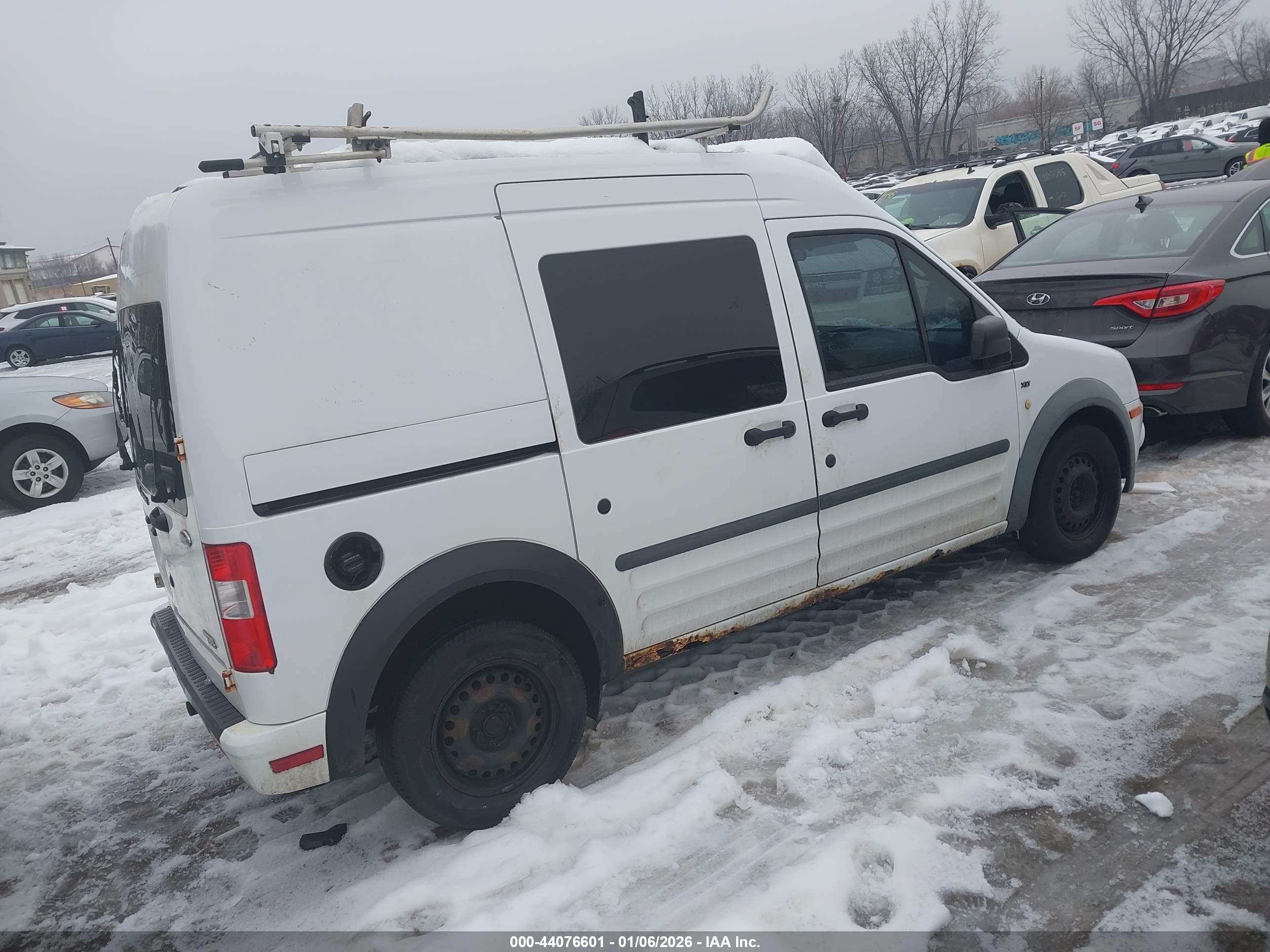 FORD TRANSIT image 4