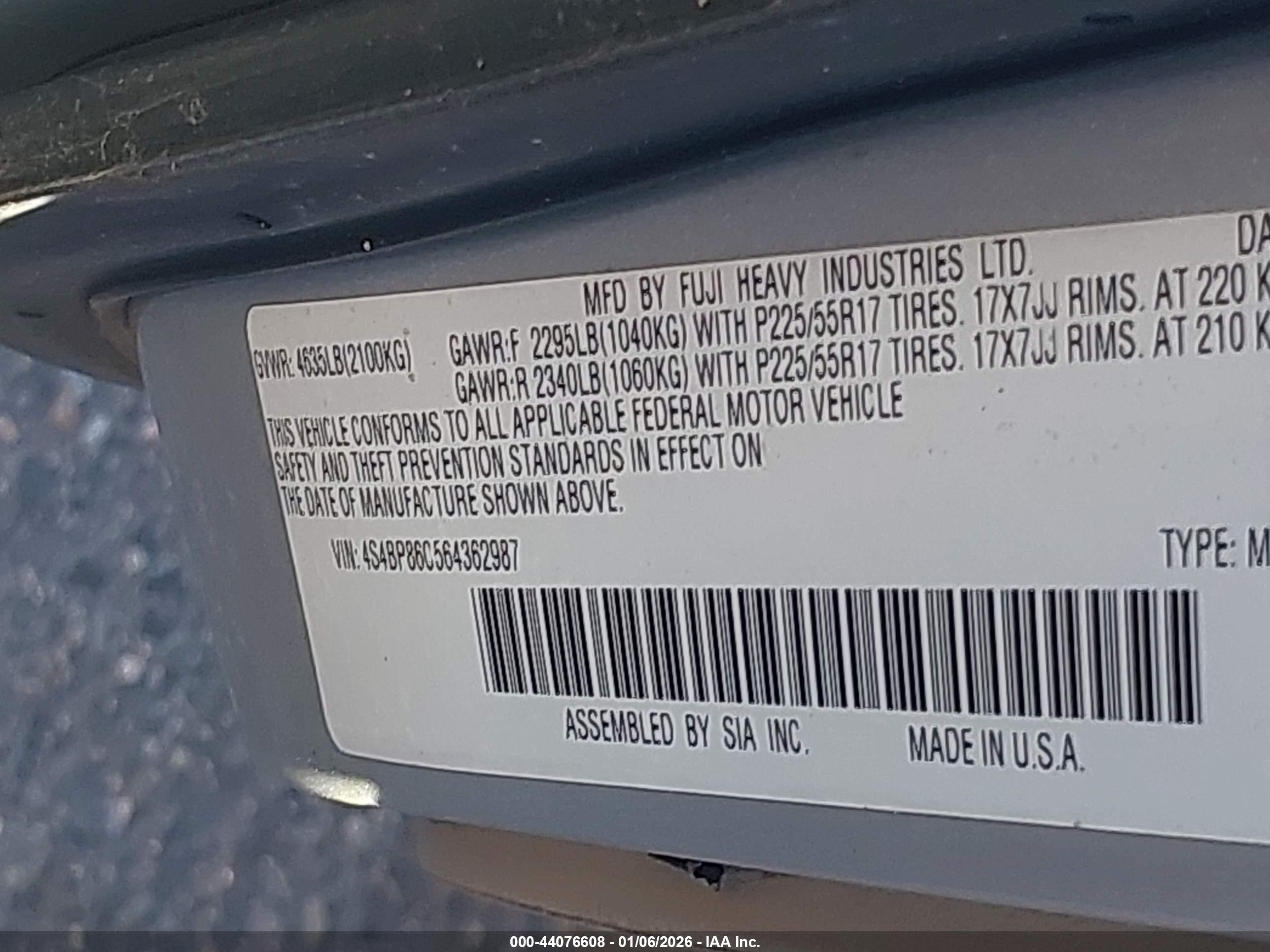 SUBARU OUTBACK image 9