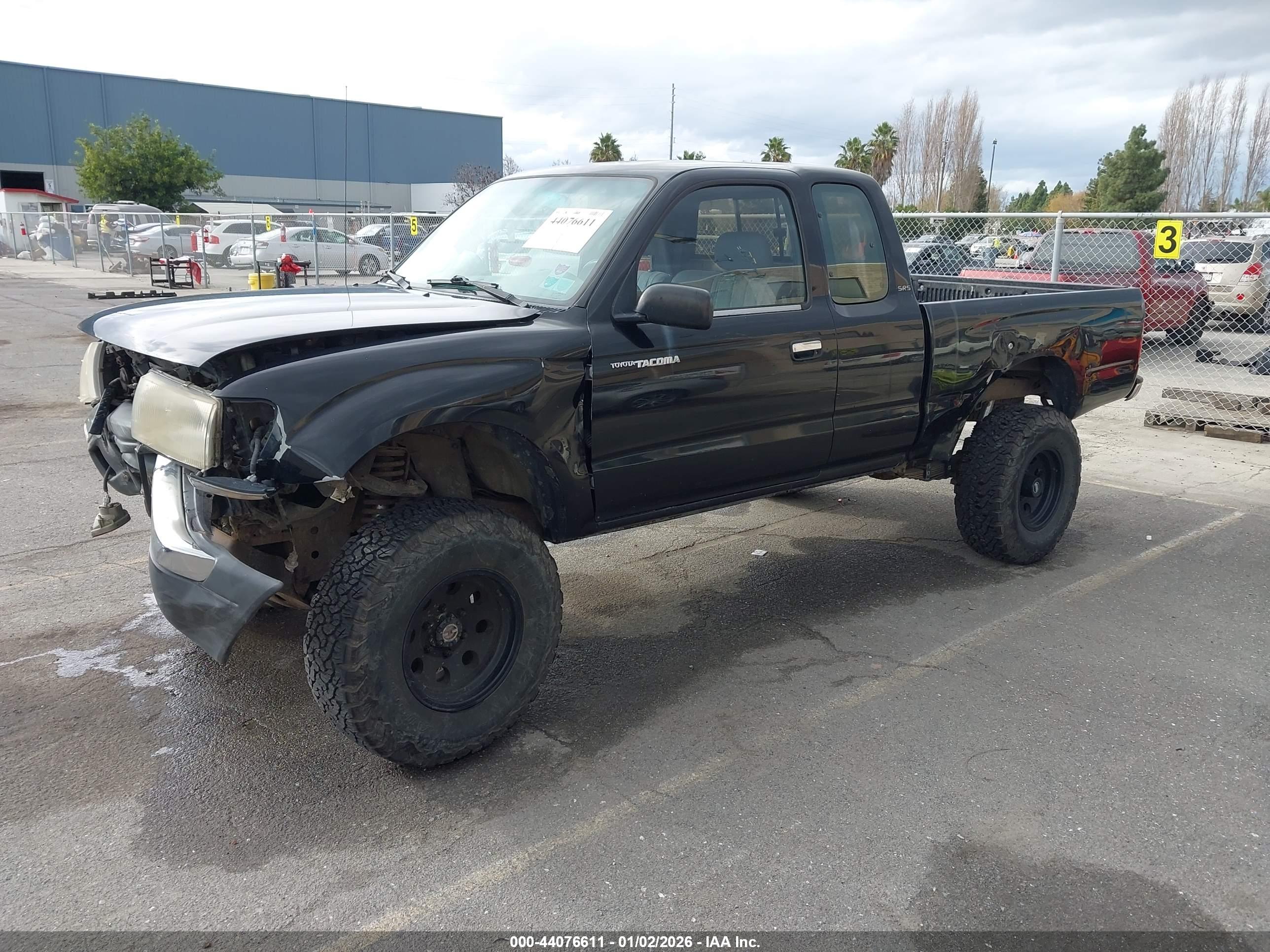TOYOTA TACOMA image 2