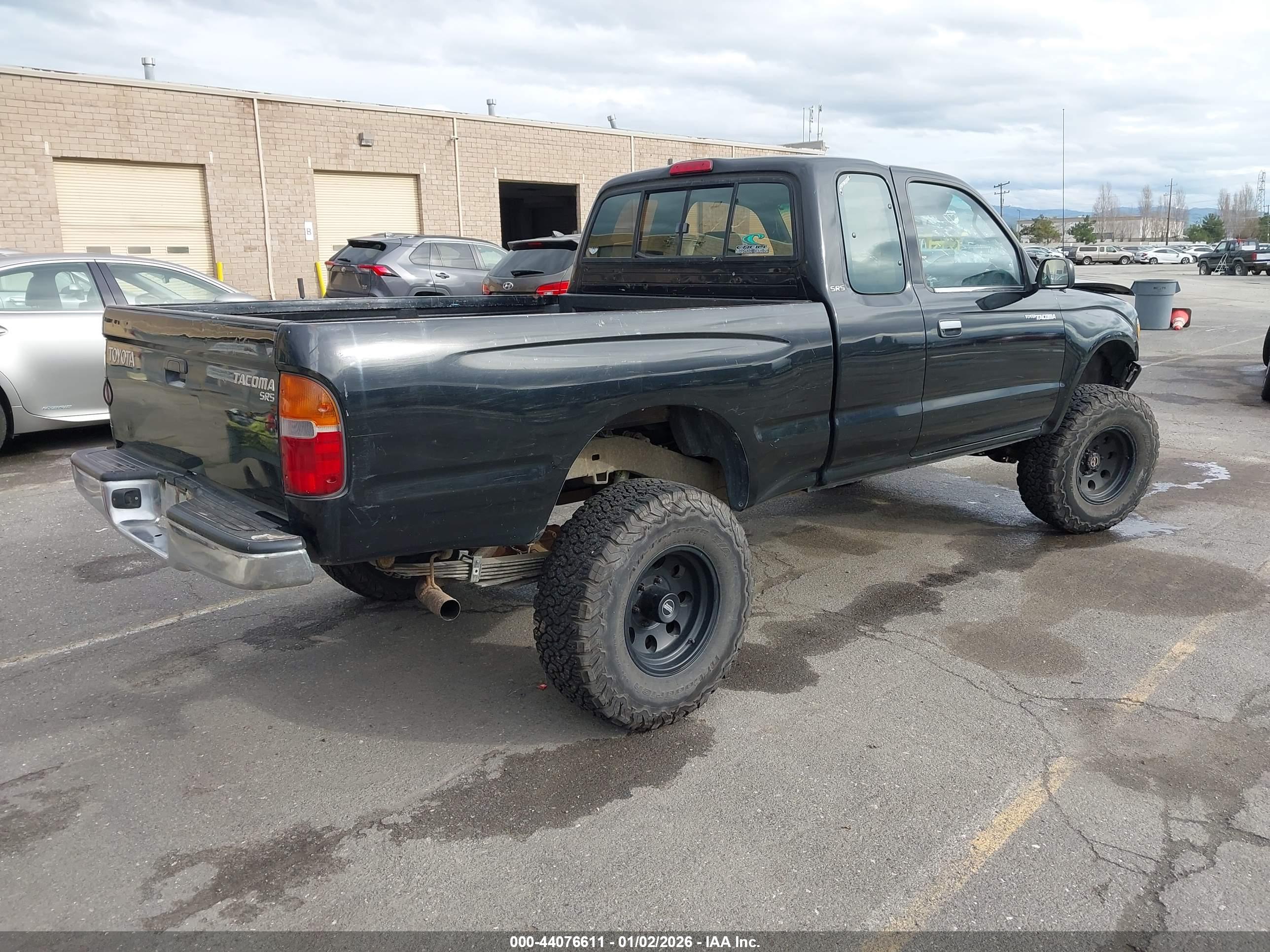 TOYOTA TACOMA image 4