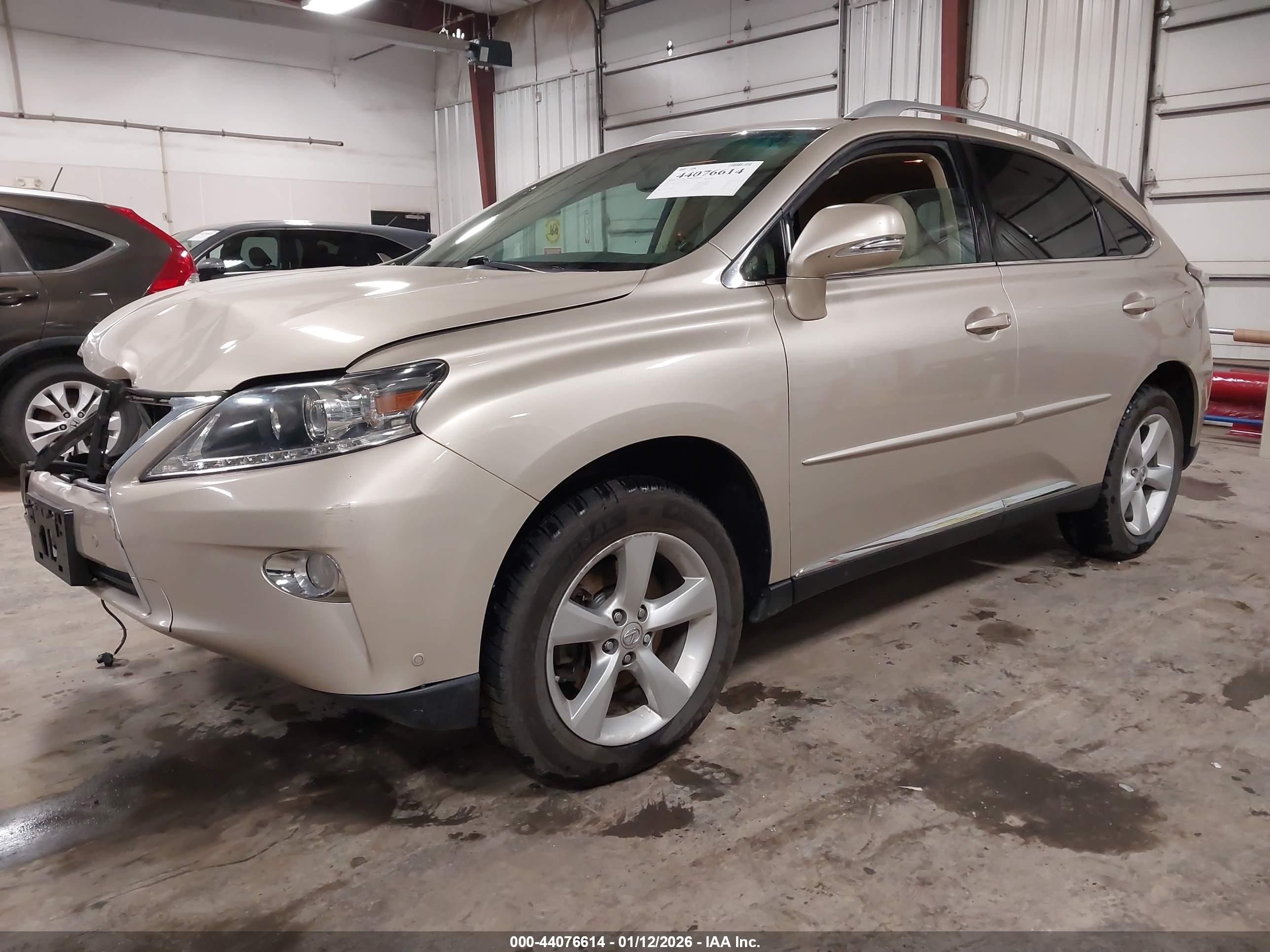 LEXUS RX image 2