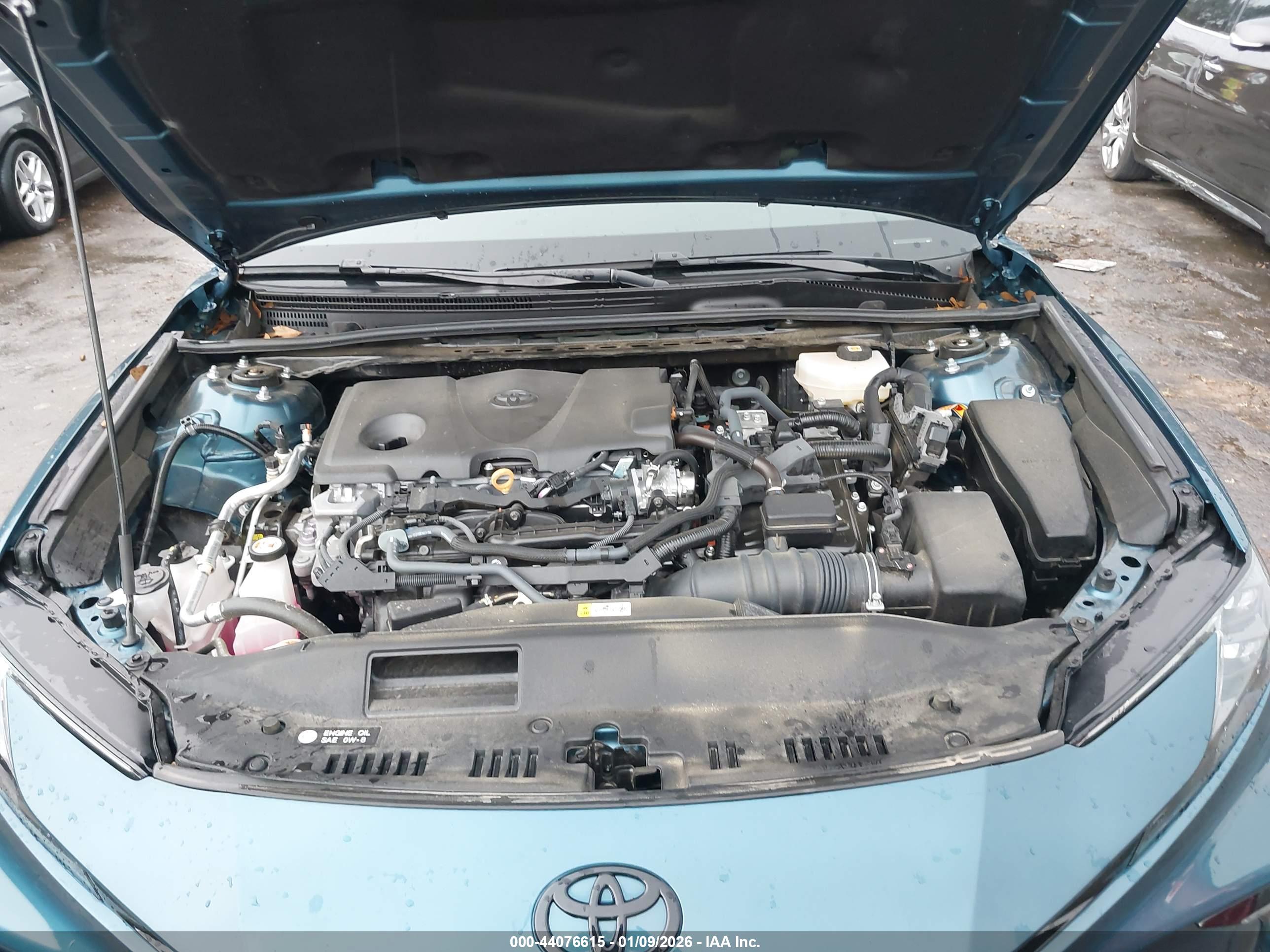 TOYOTA CAMRY image 10
