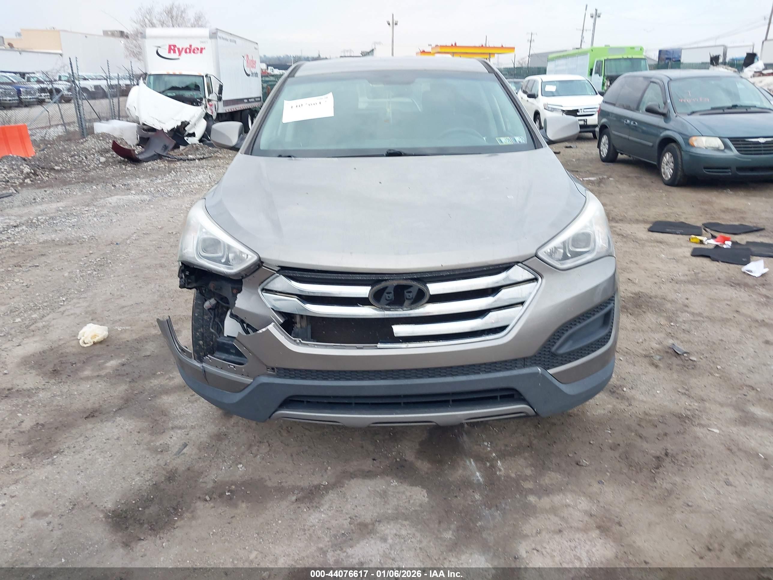 HYUNDAI SANTA image 6