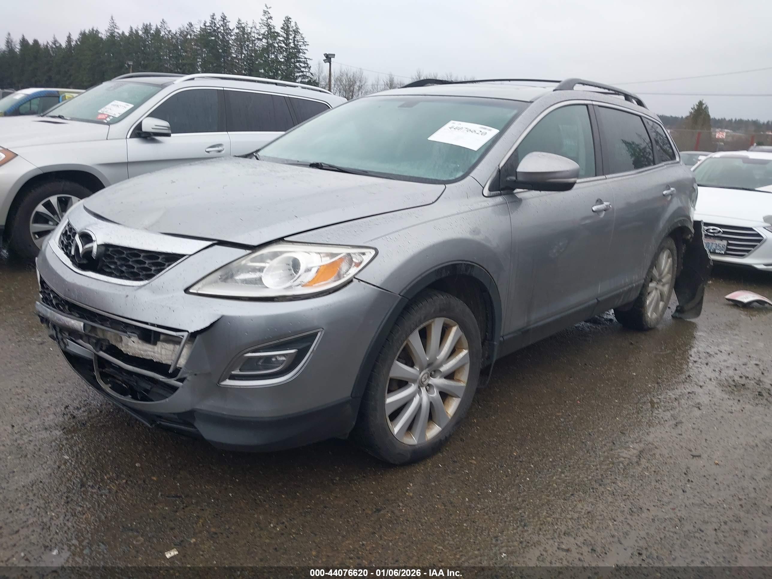 MAZDA CX-9 image 2