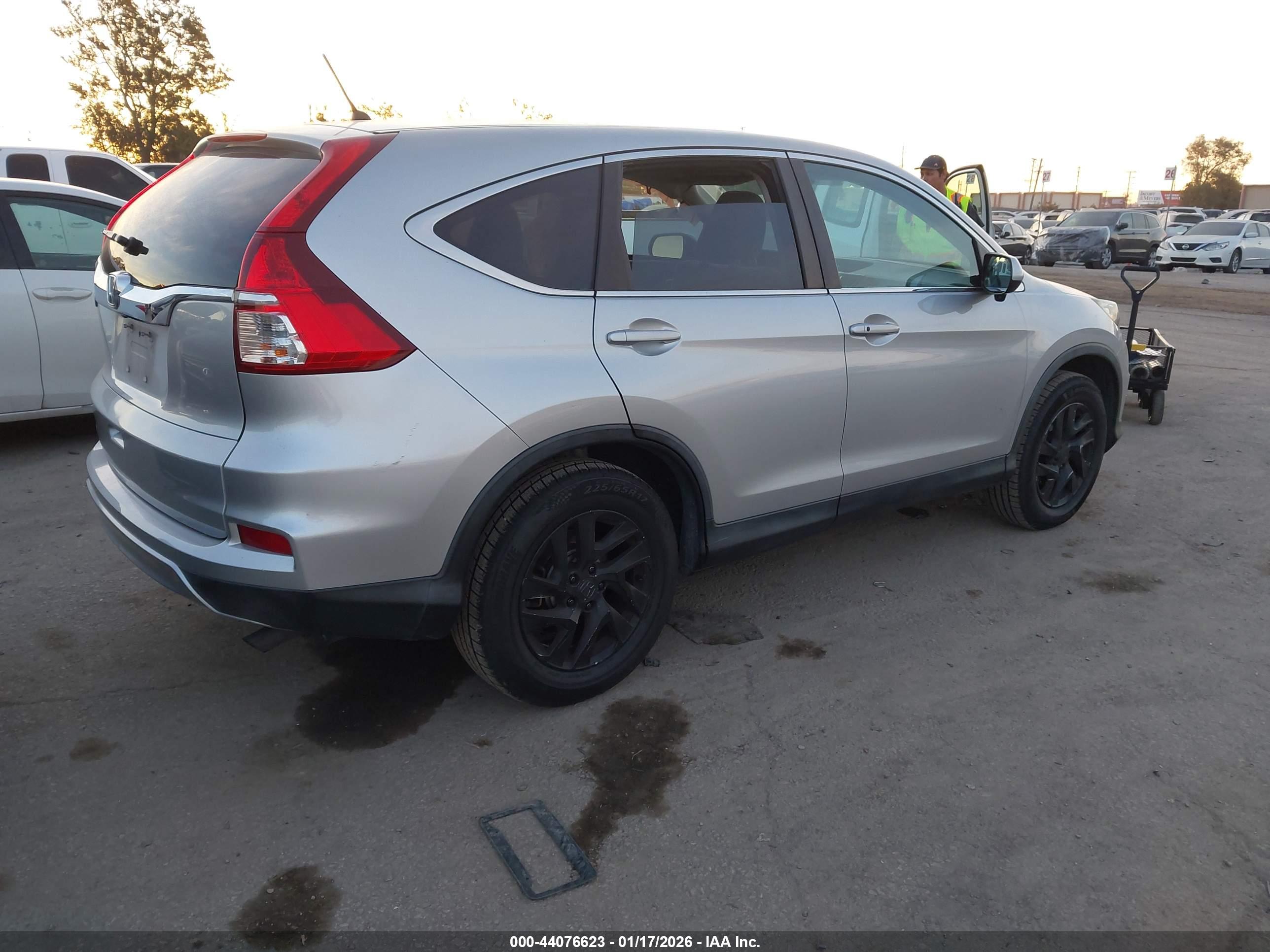 HONDA CR-V image 4