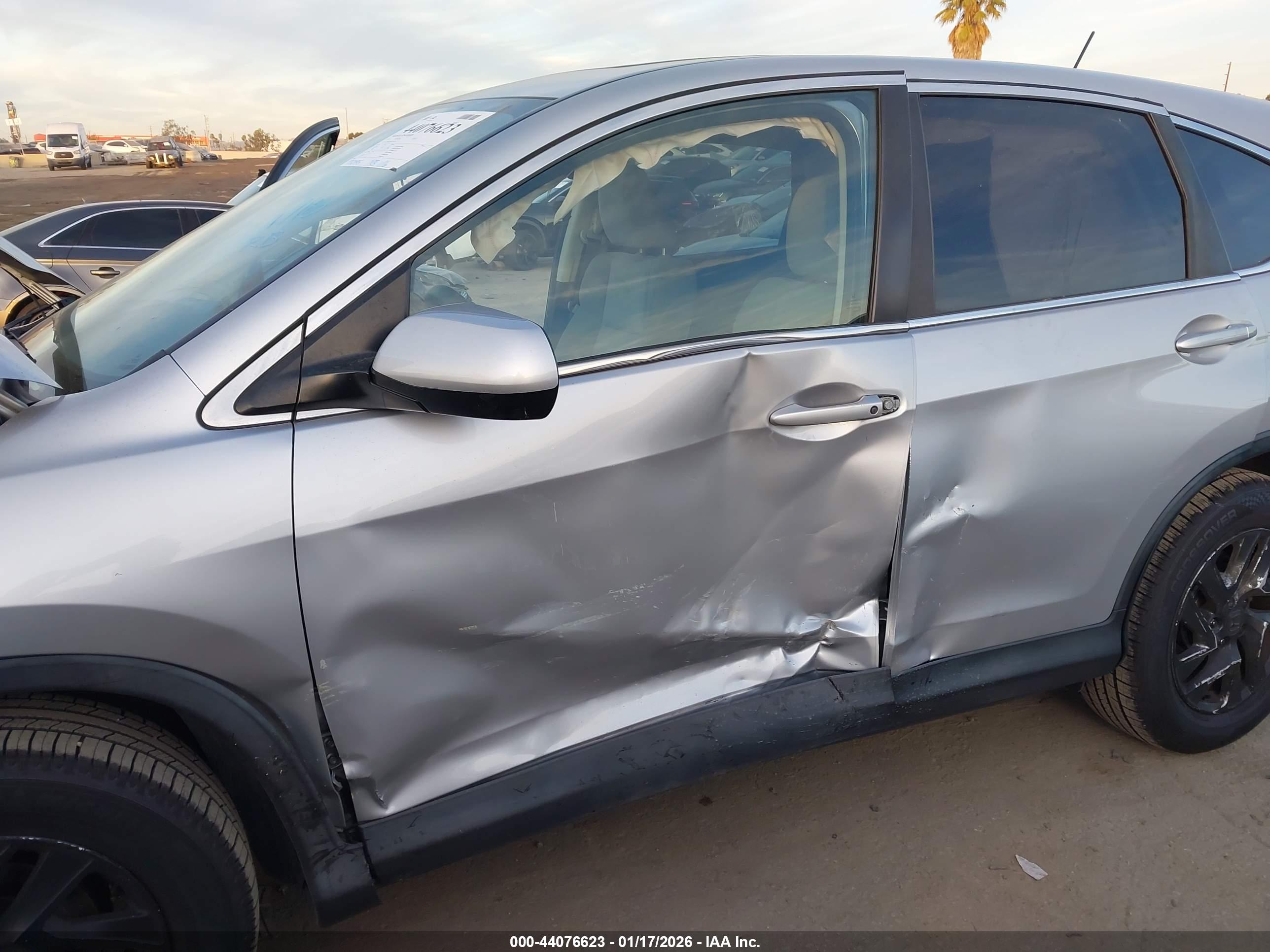 HONDA CR-V image 6