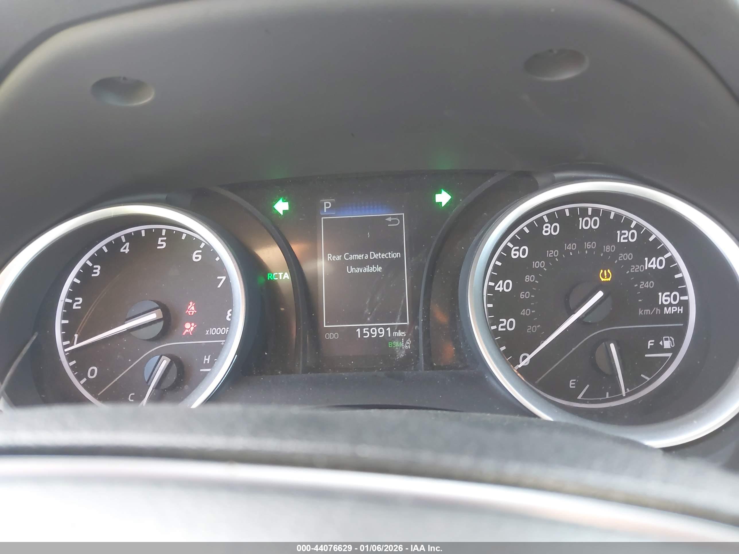TOYOTA CAMRY image 7