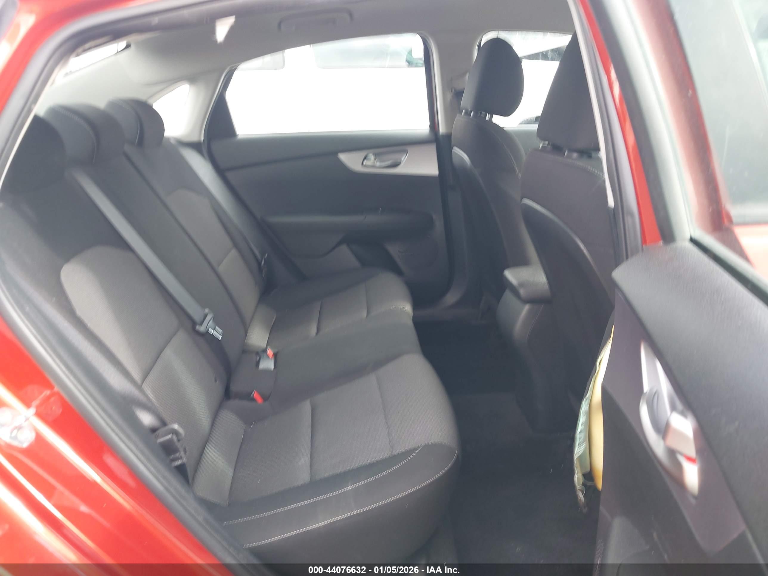 KIA FORTE image 8