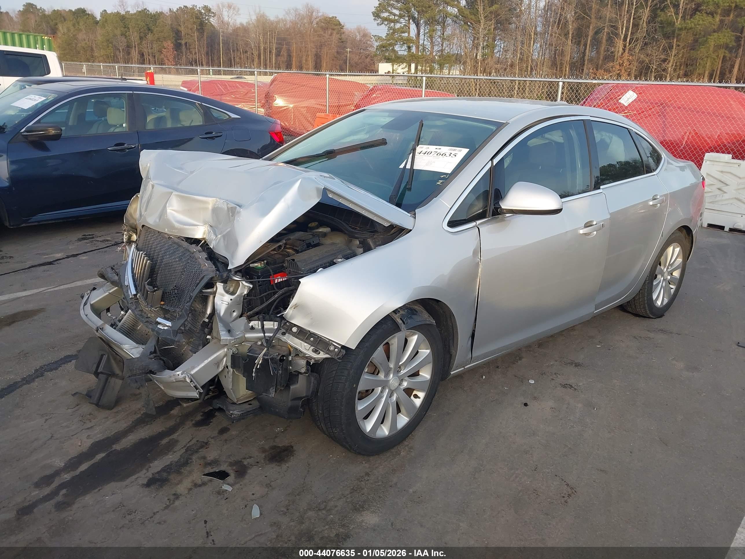 BUICK VERANO image 2