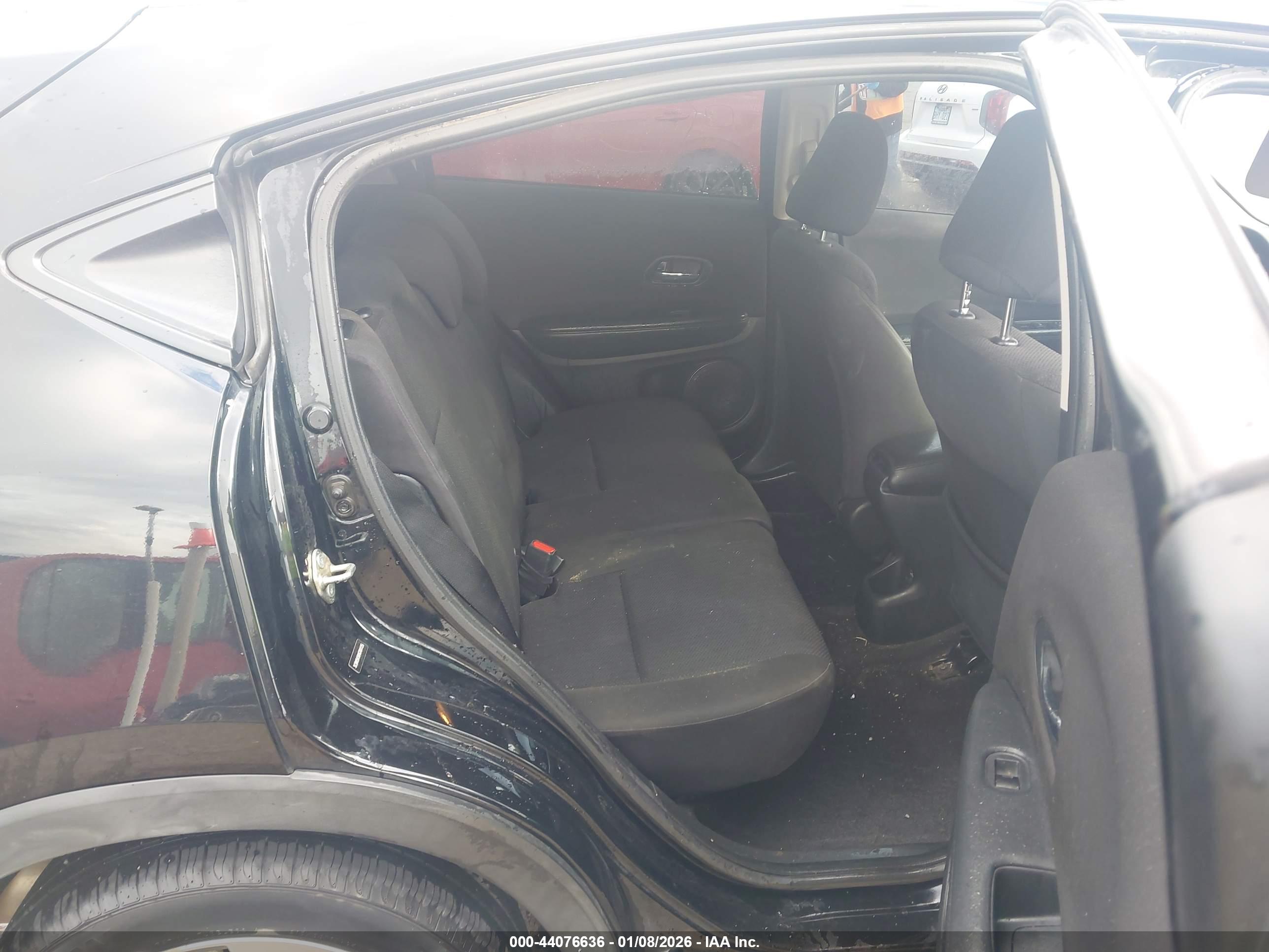 HONDA HR-V image 8