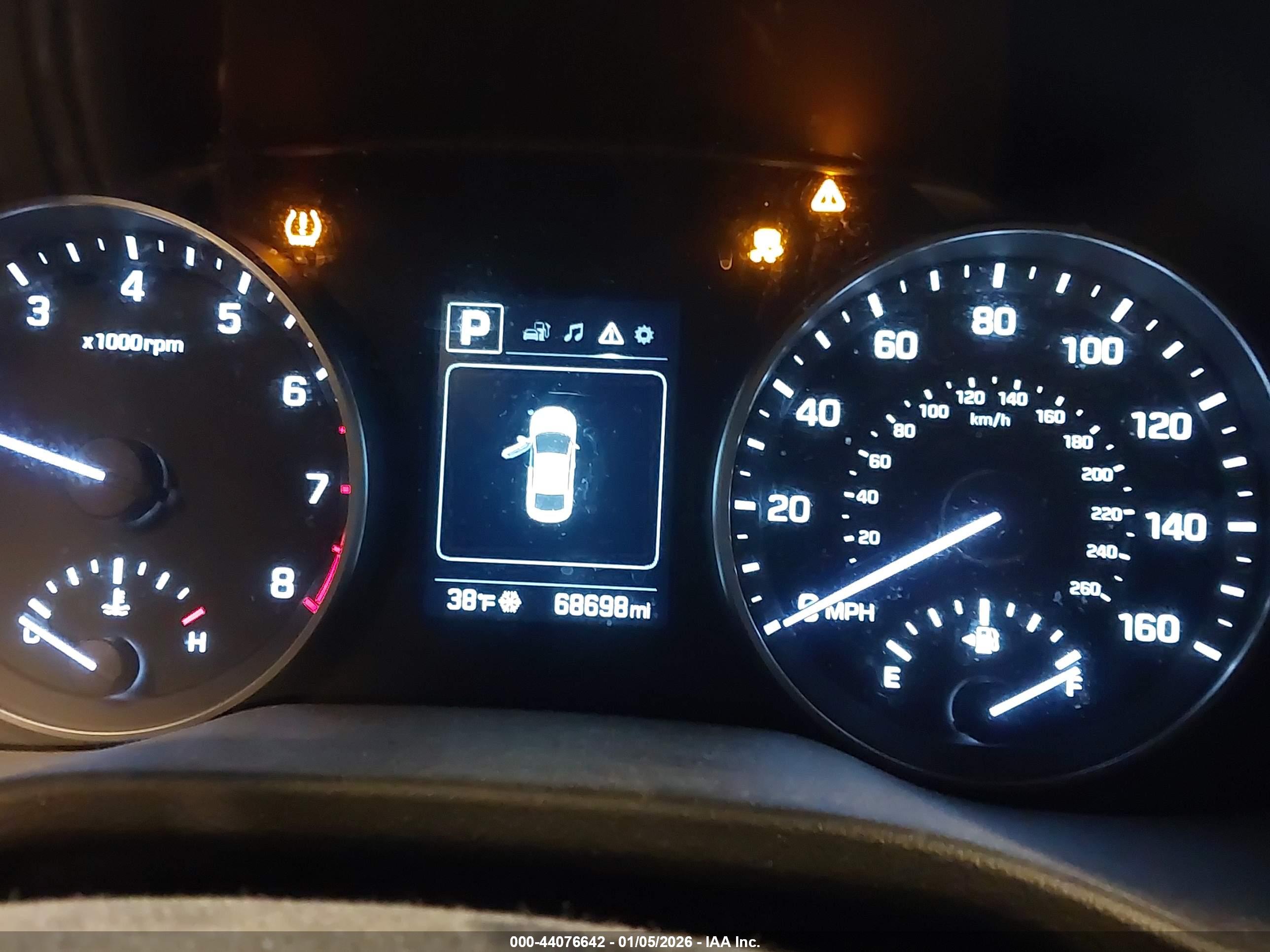 HYUNDAI ELANTRA image 7