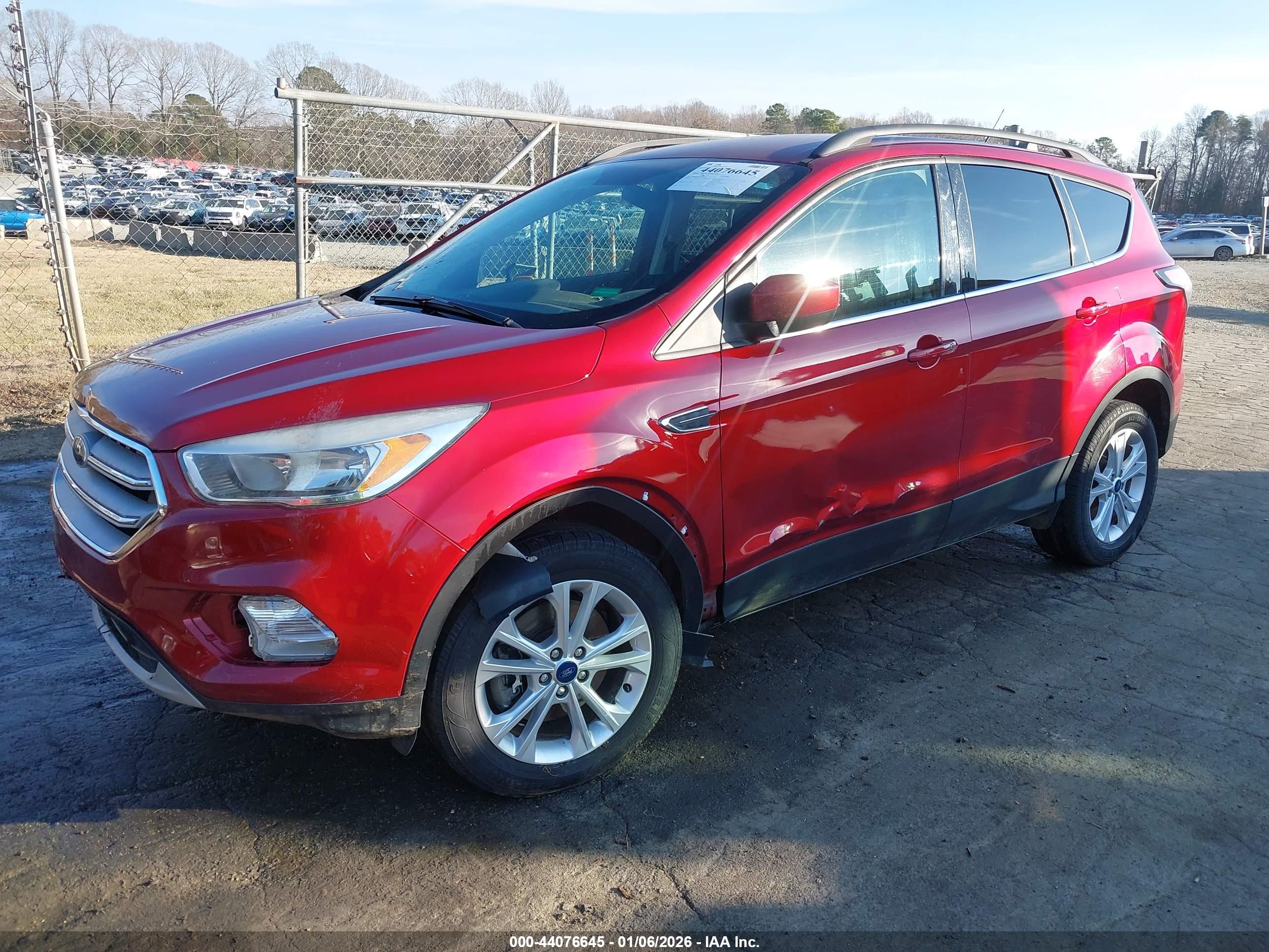 FORD ESCAPE image 2