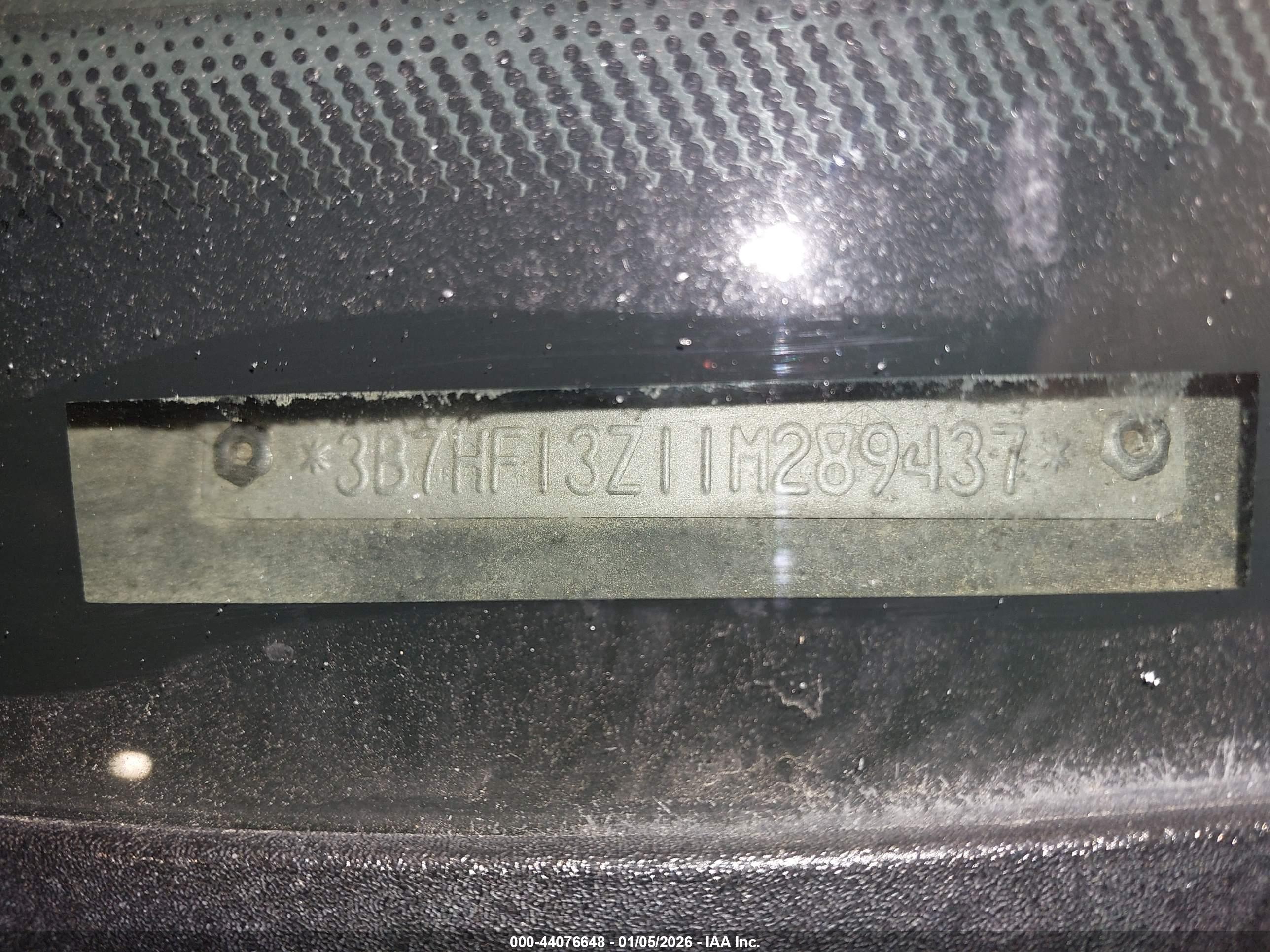 DODGE RAM image 9