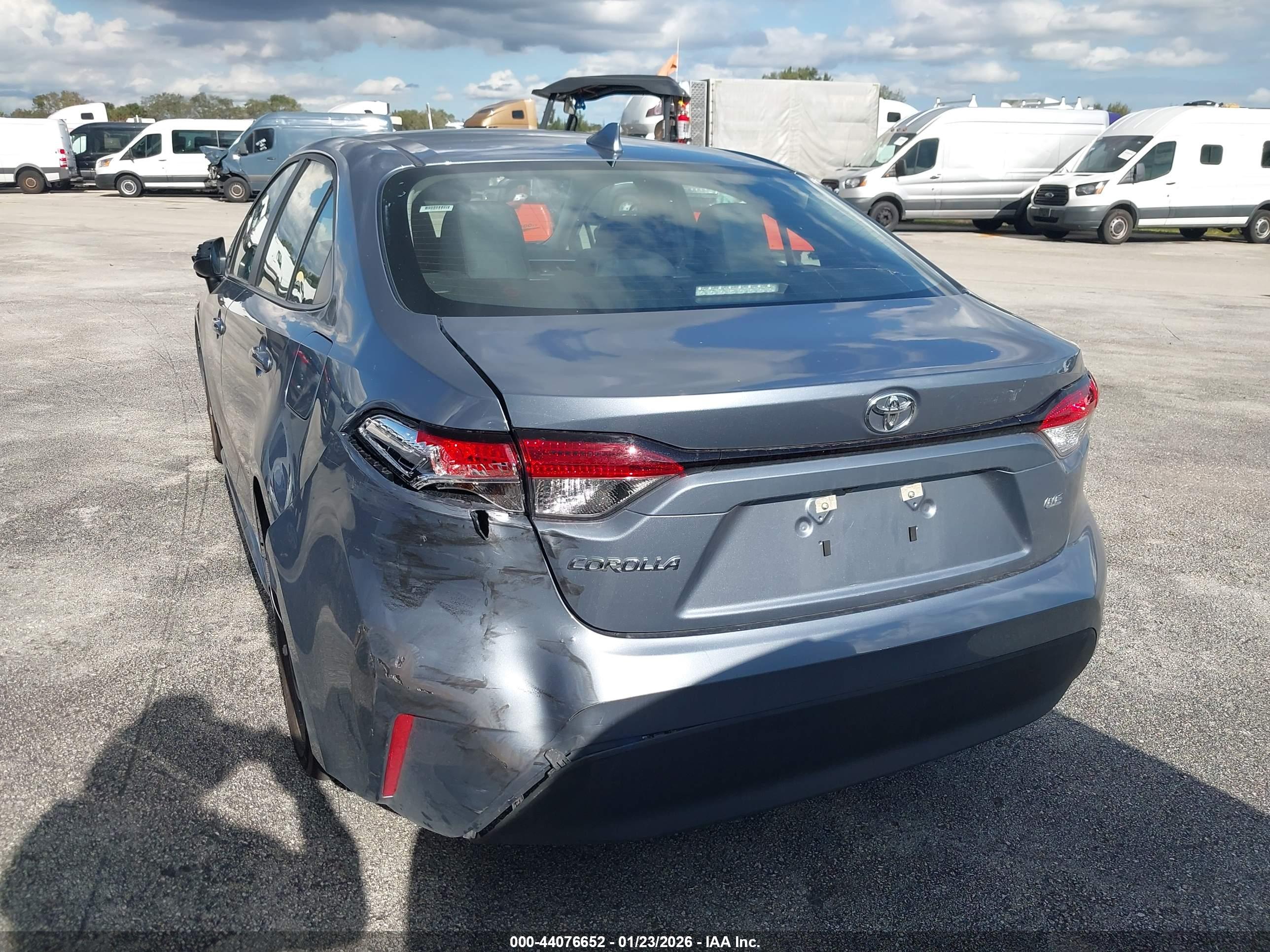 TOYOTA COROLLA image 6