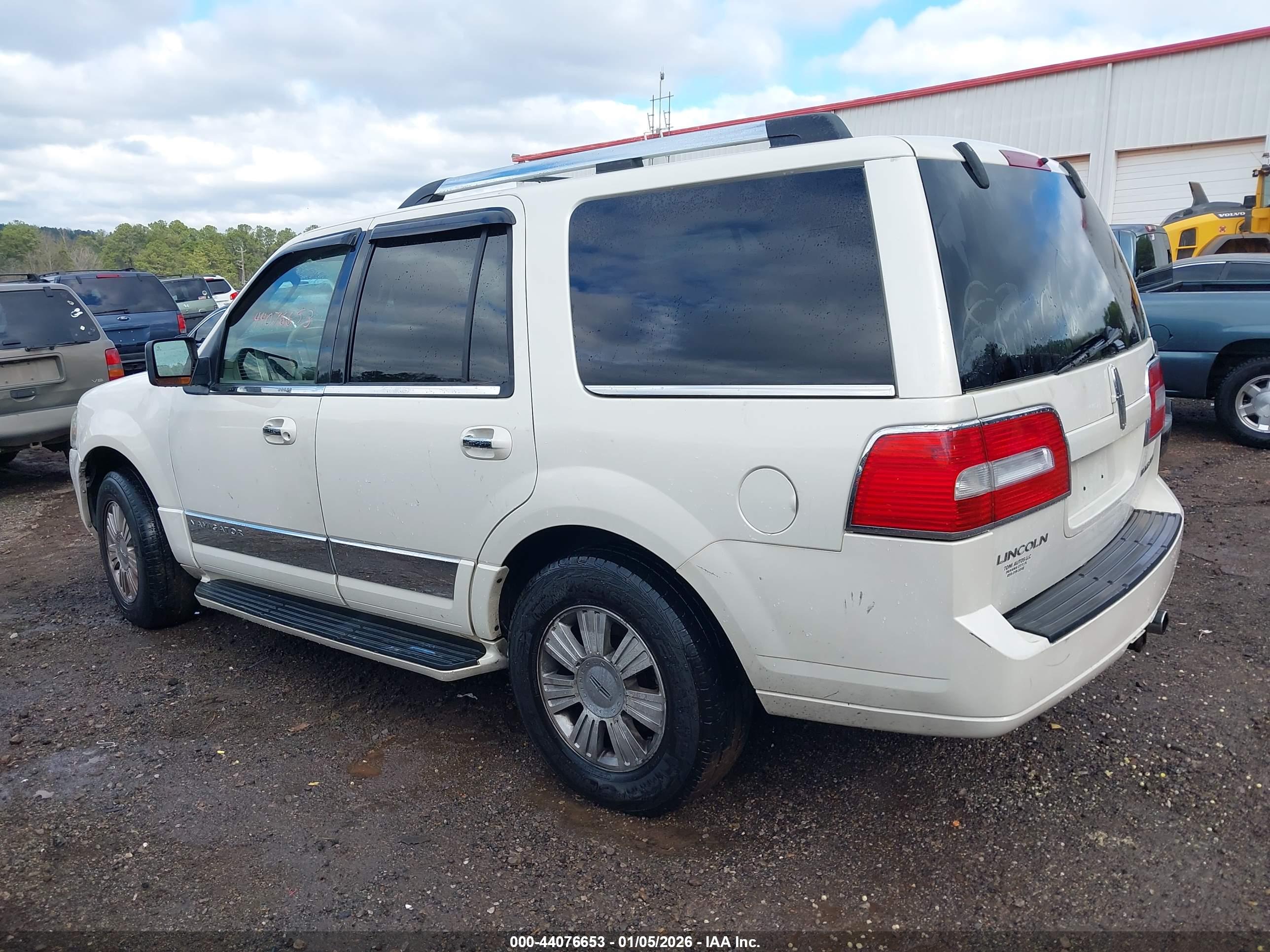 LINCOLN NAVIGATOR image 3