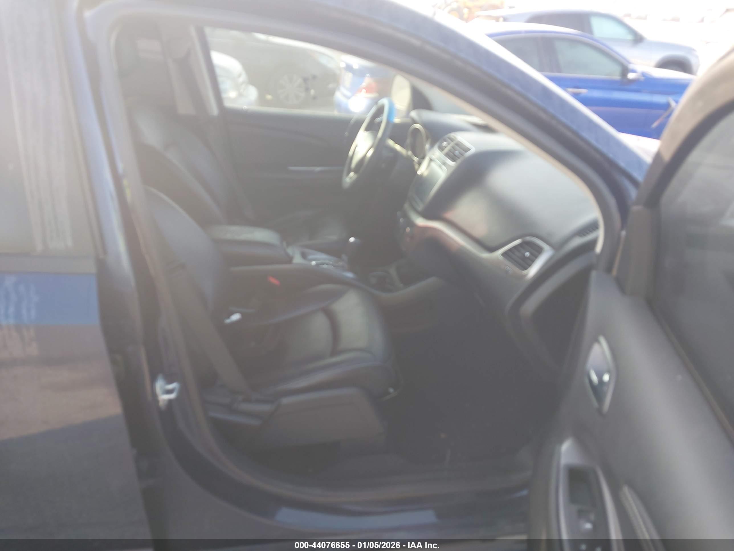 DODGE JOURNEY image 5