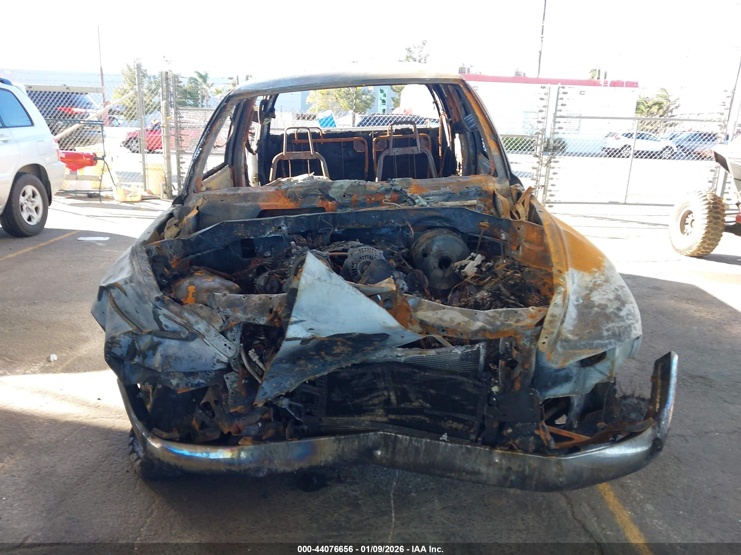 DODGE DAKOTA image 6
