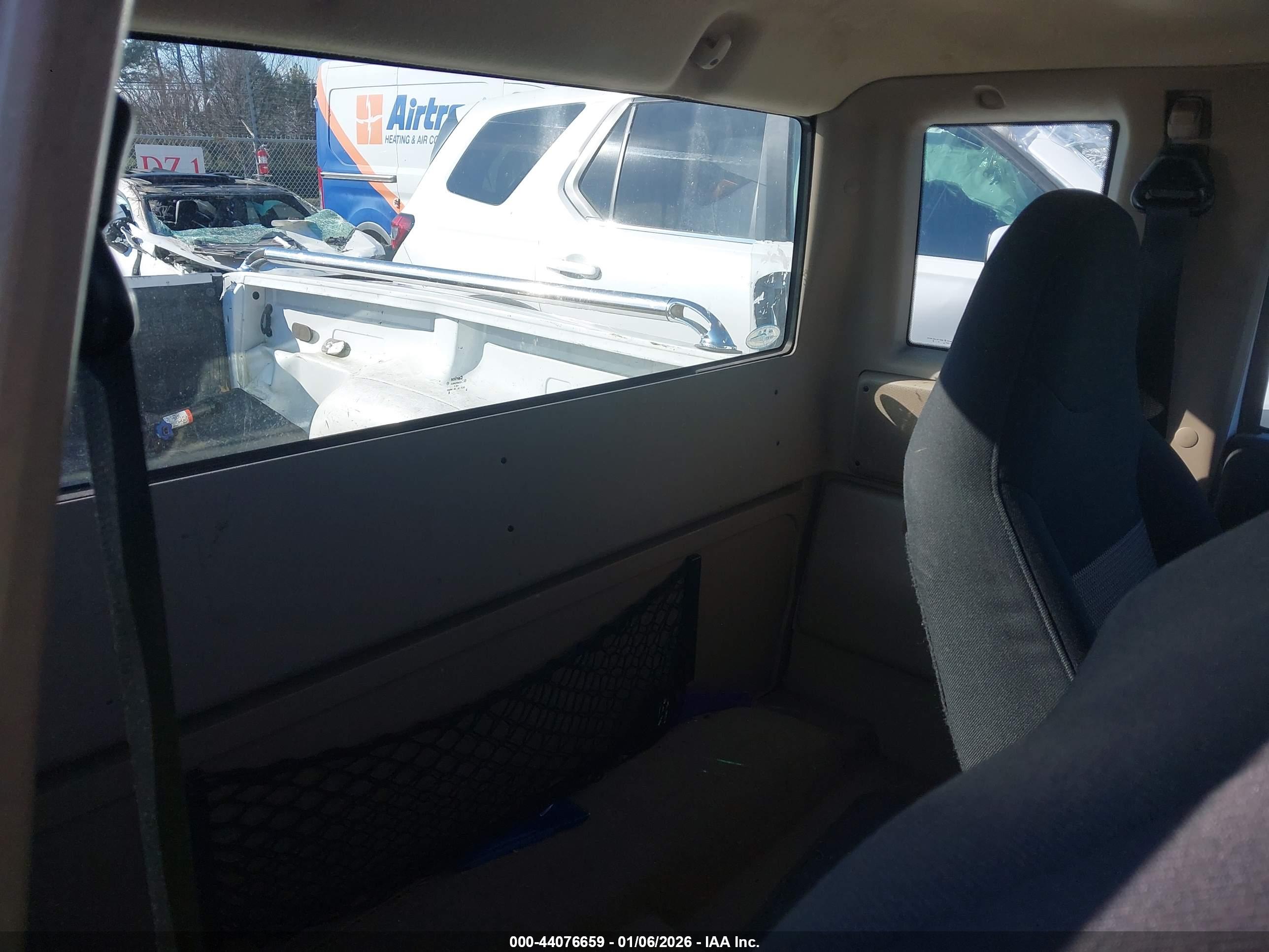 FORD RANGER image 8