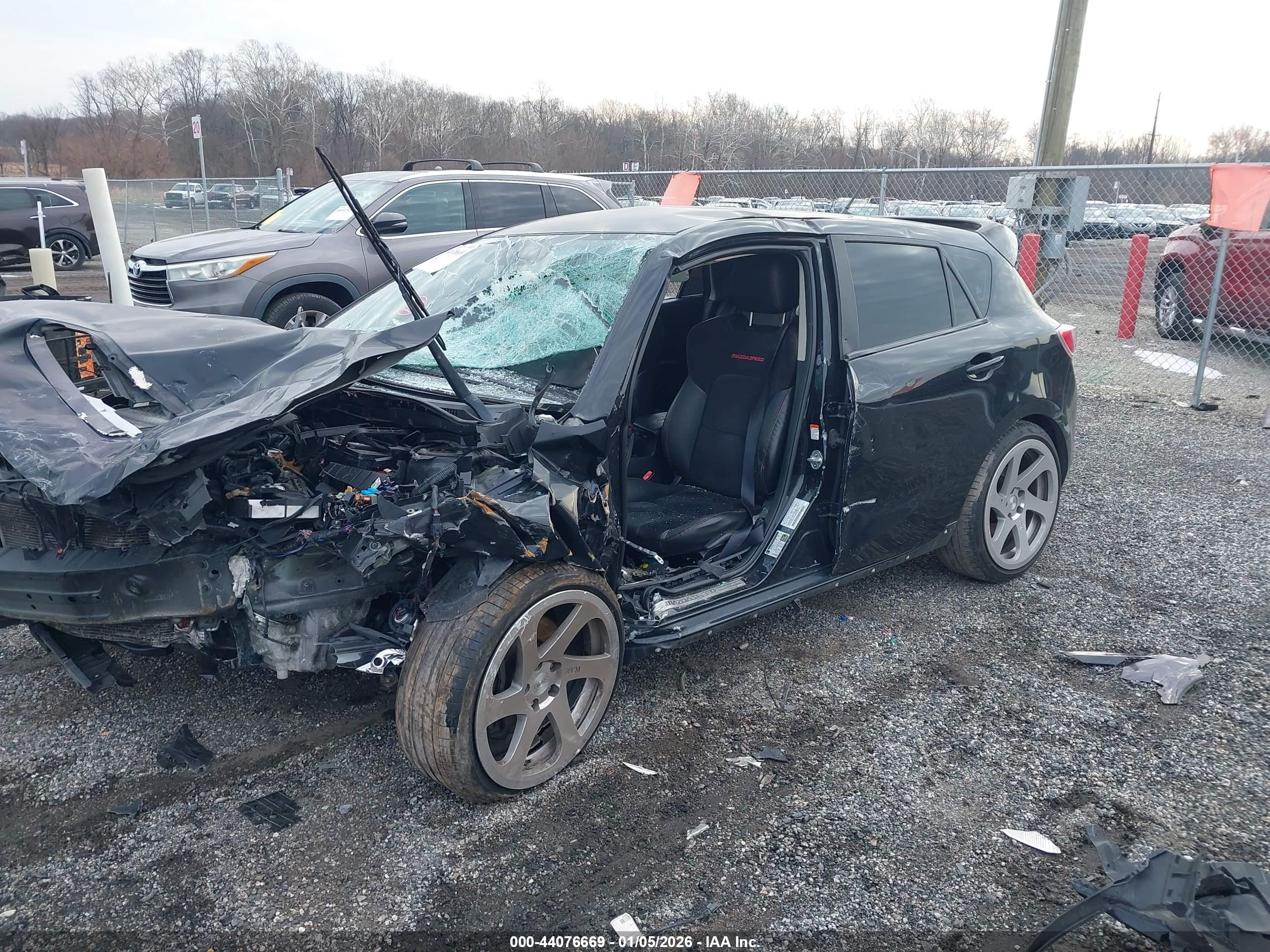 MAZDA MAZDASPEED3 image 2