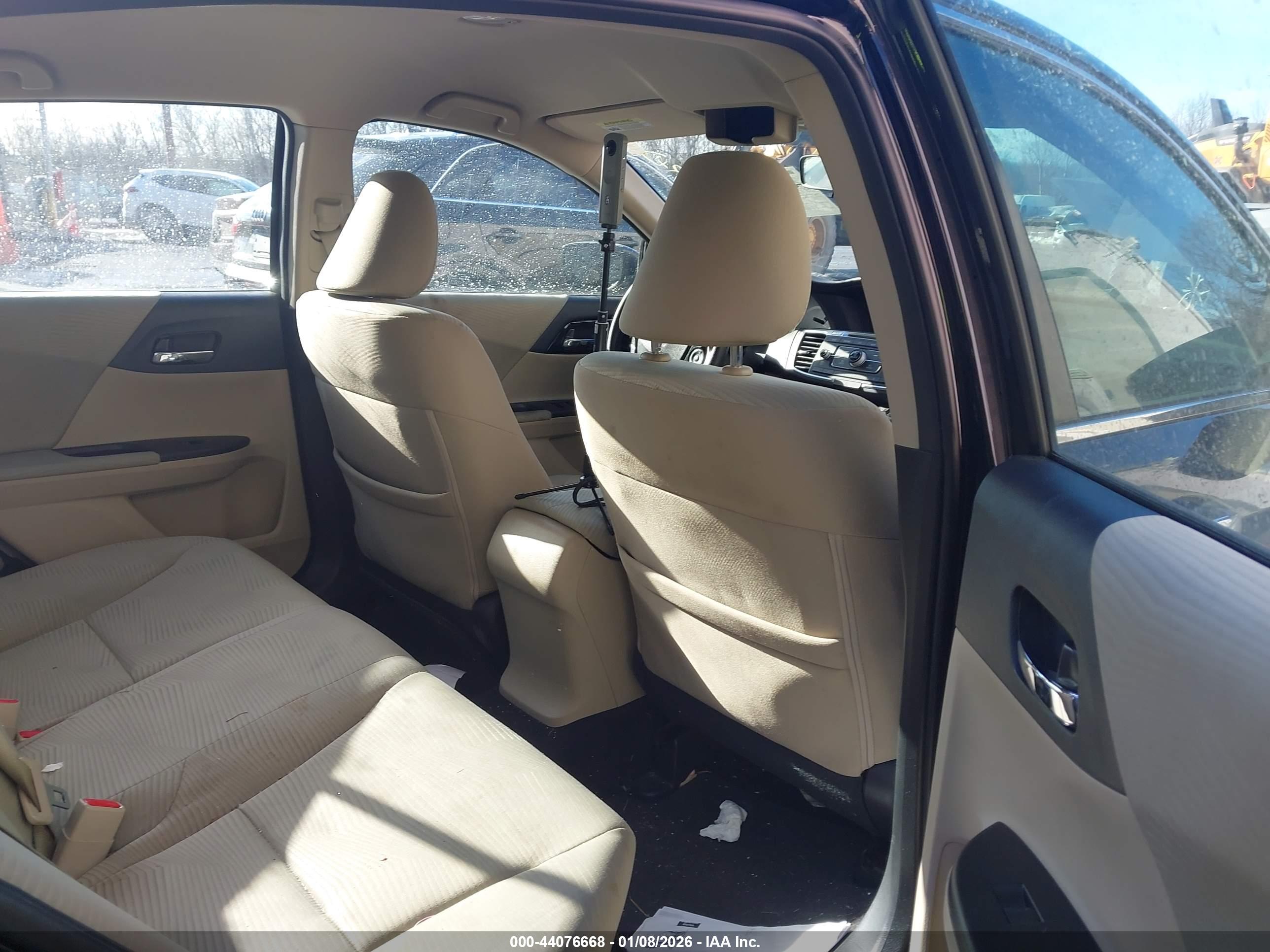 HONDA ACCORD image 8