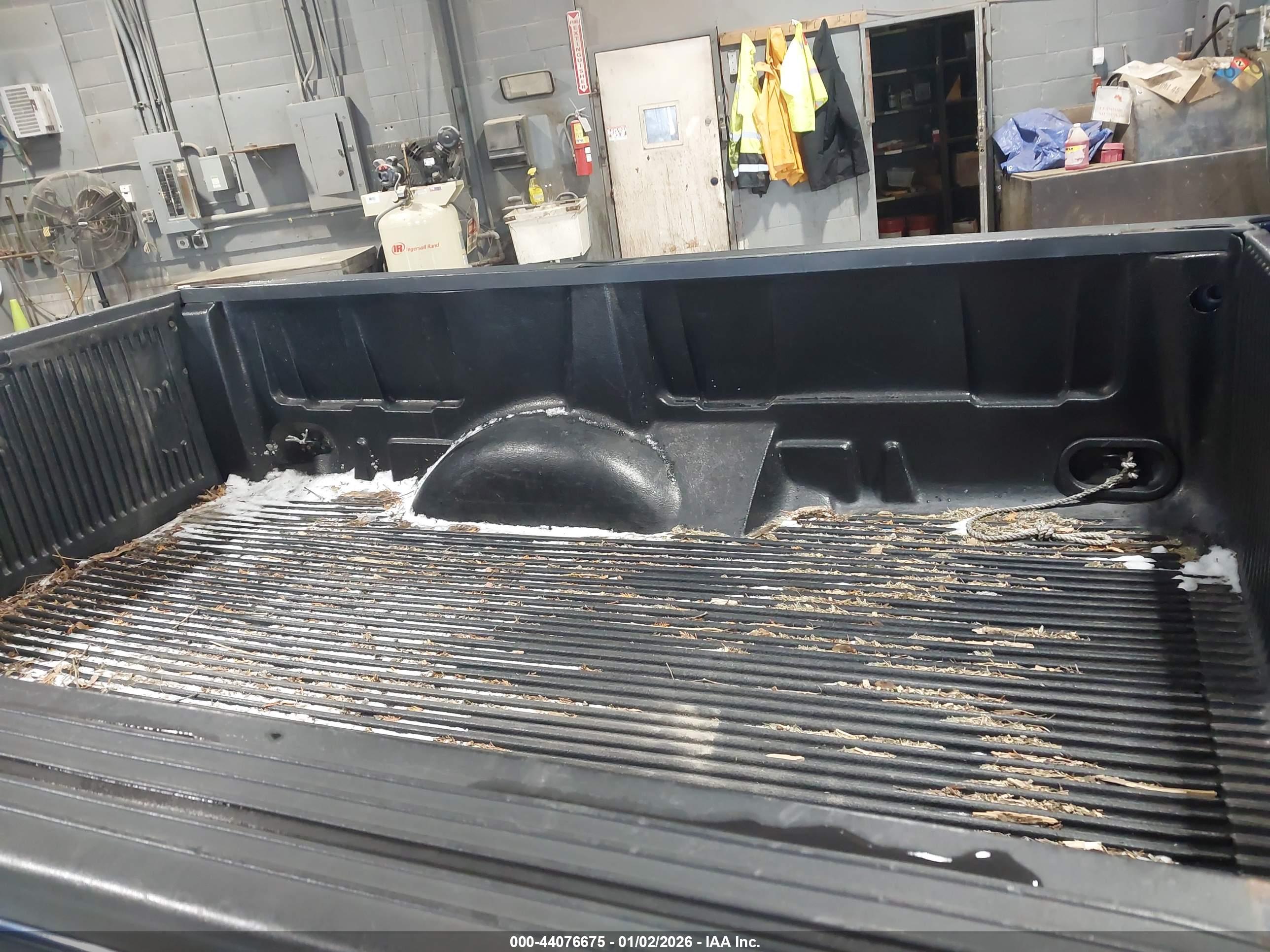 FORD F-150 image 8