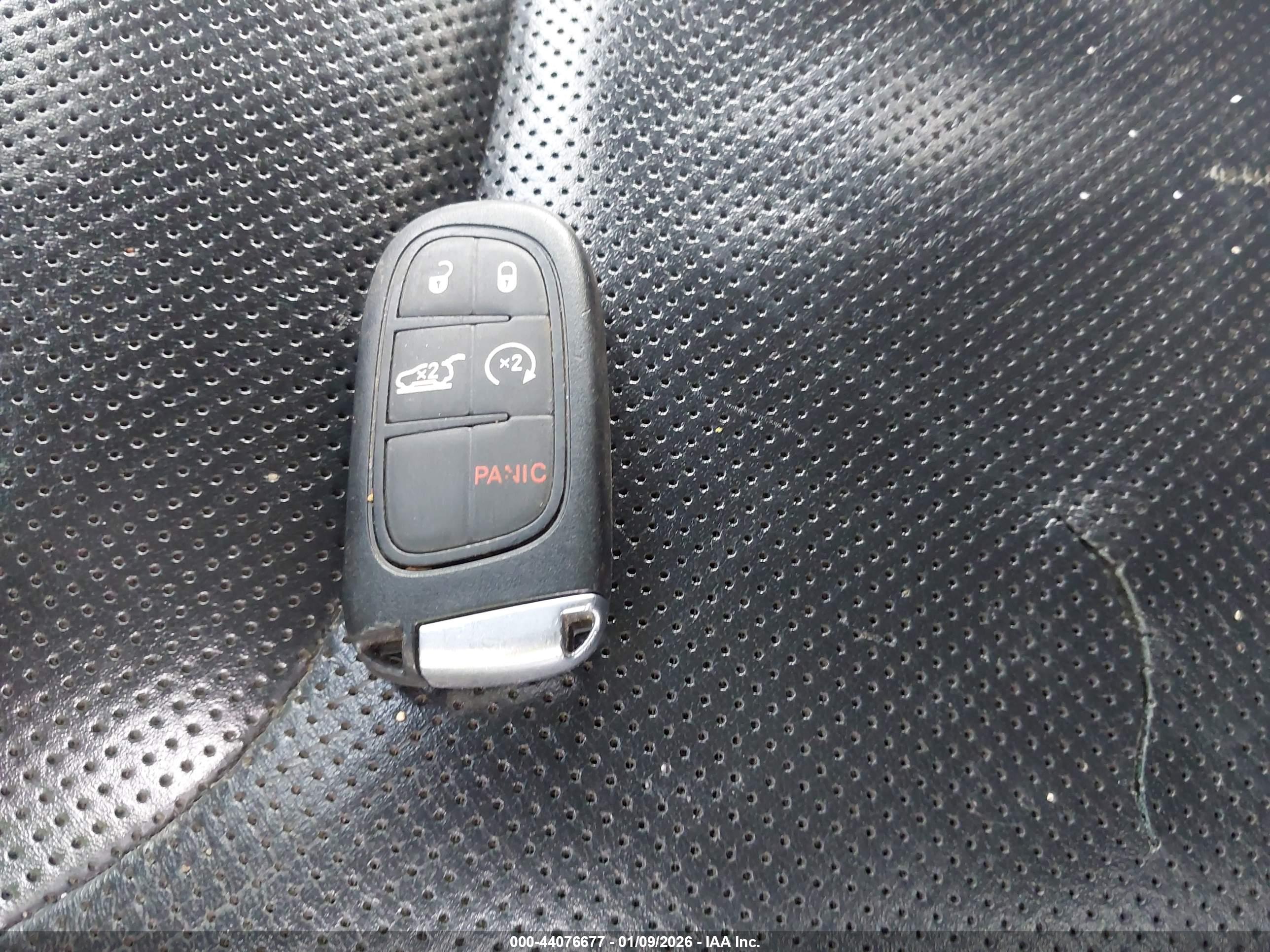 JEEP CHEROKEE image 11