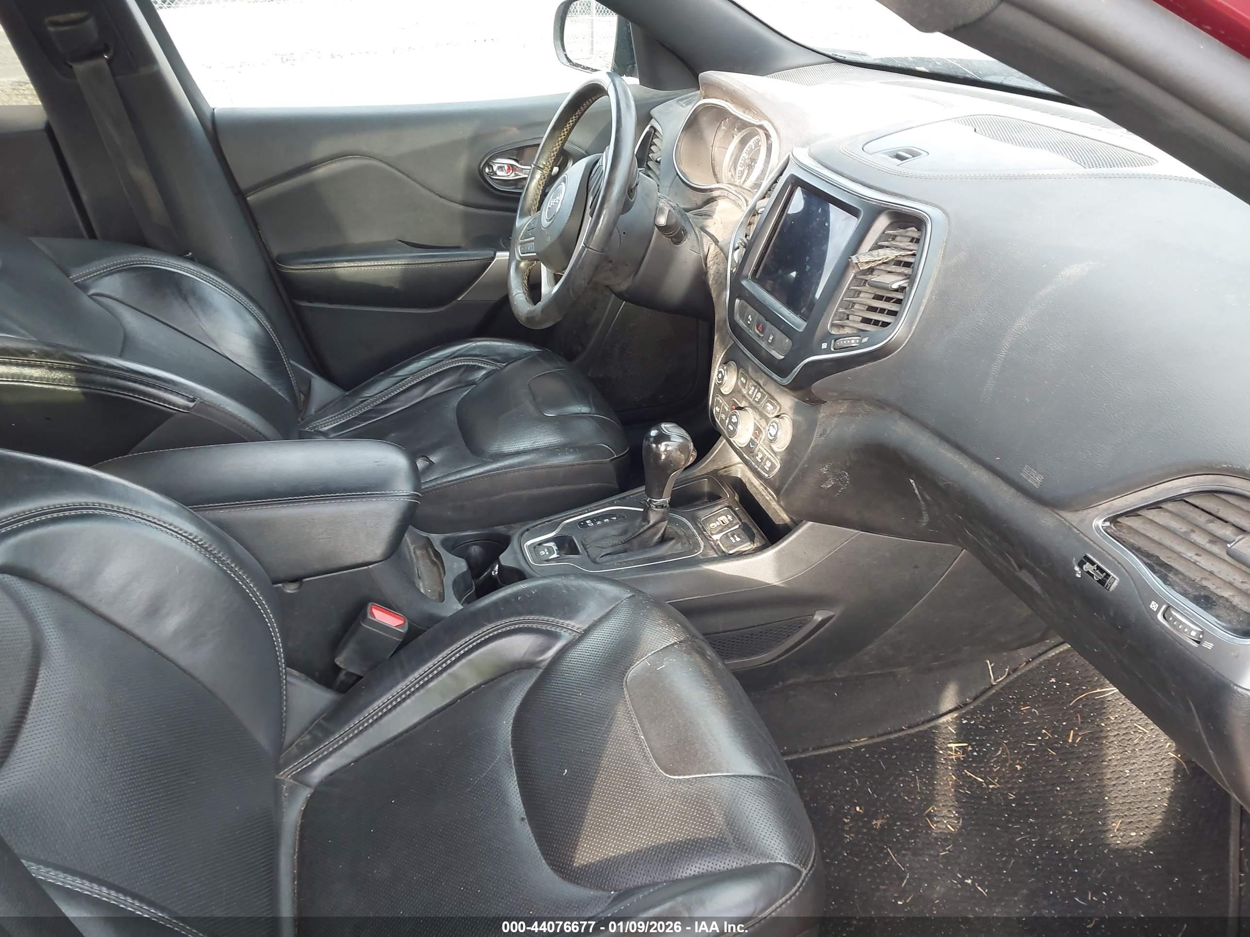 JEEP CHEROKEE image 5