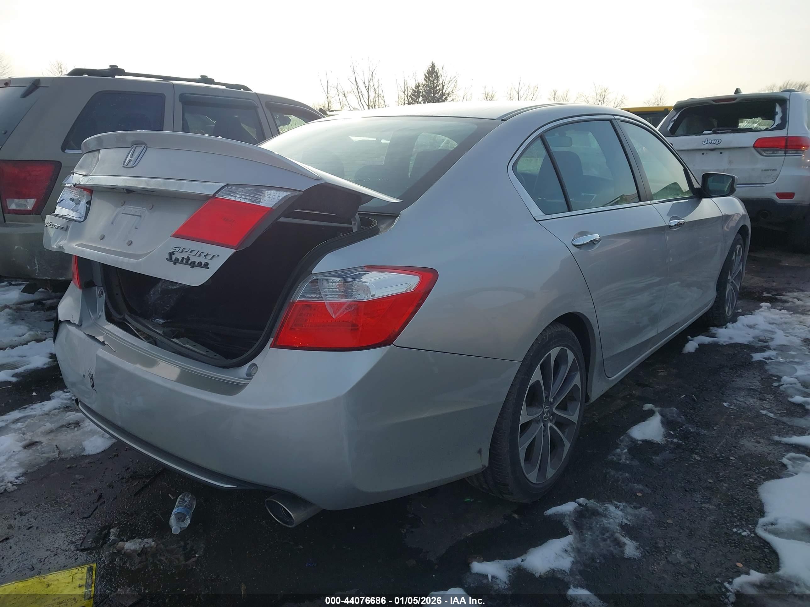 HONDA ACCORD image 4