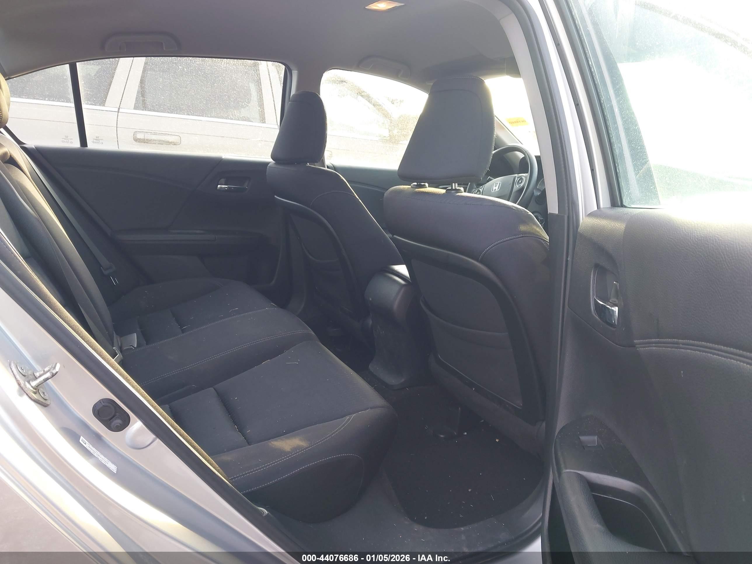 HONDA ACCORD image 8