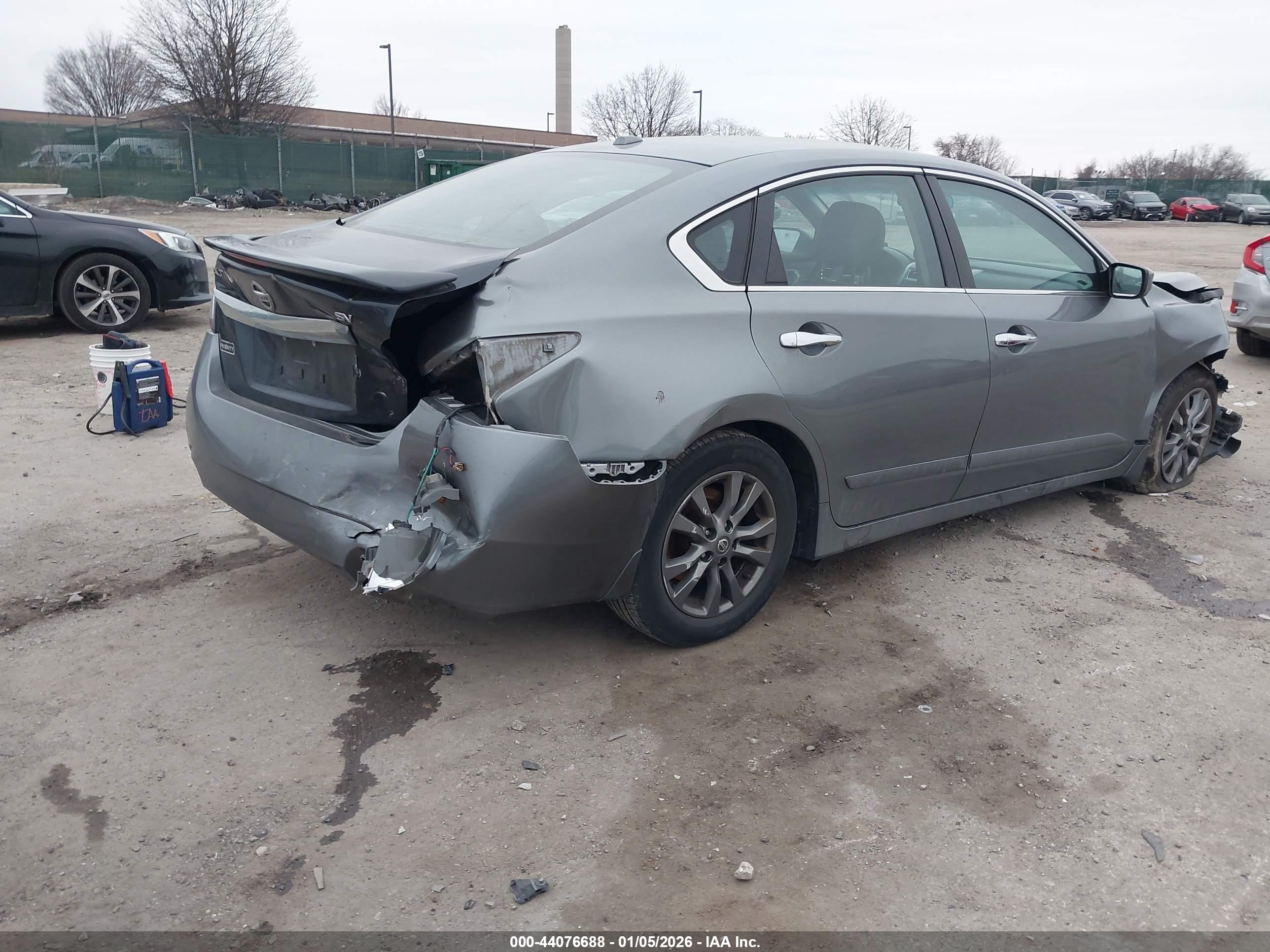 NISSAN ALTIMA image 4