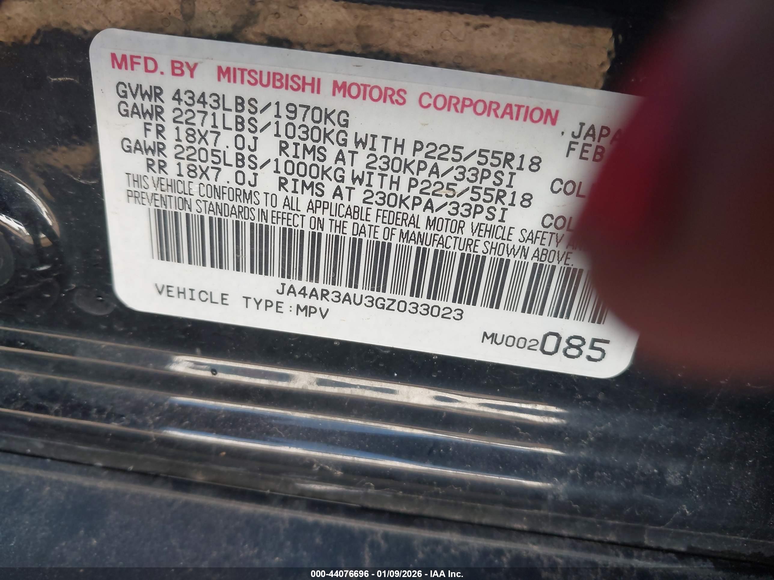 MITSUBISHI OUTLANDER image 9