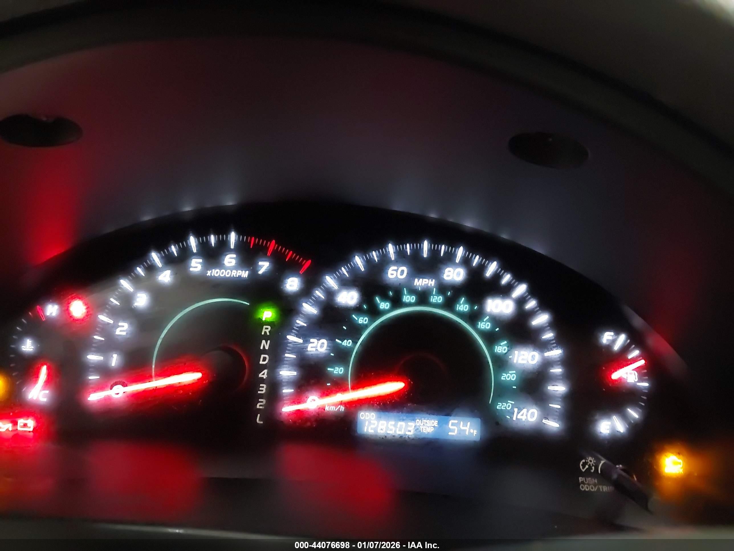 TOYOTA CAMRY image 7