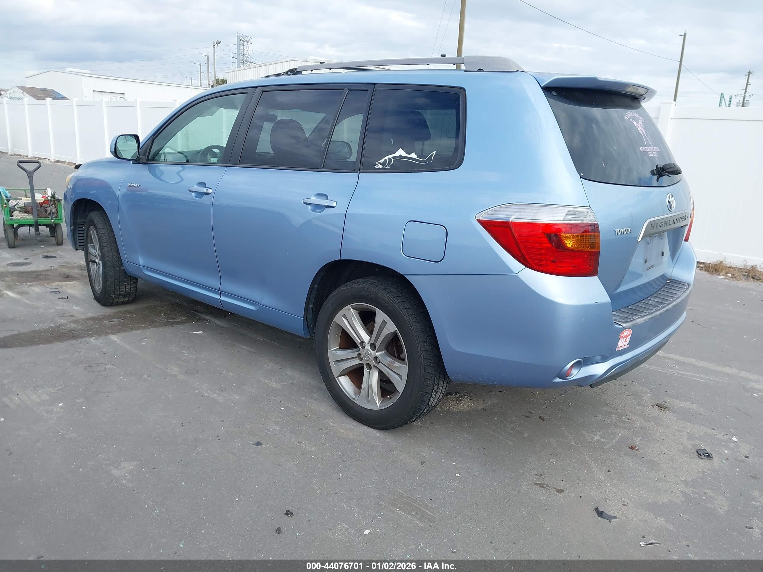 TOYOTA HIGHLANDER image 3