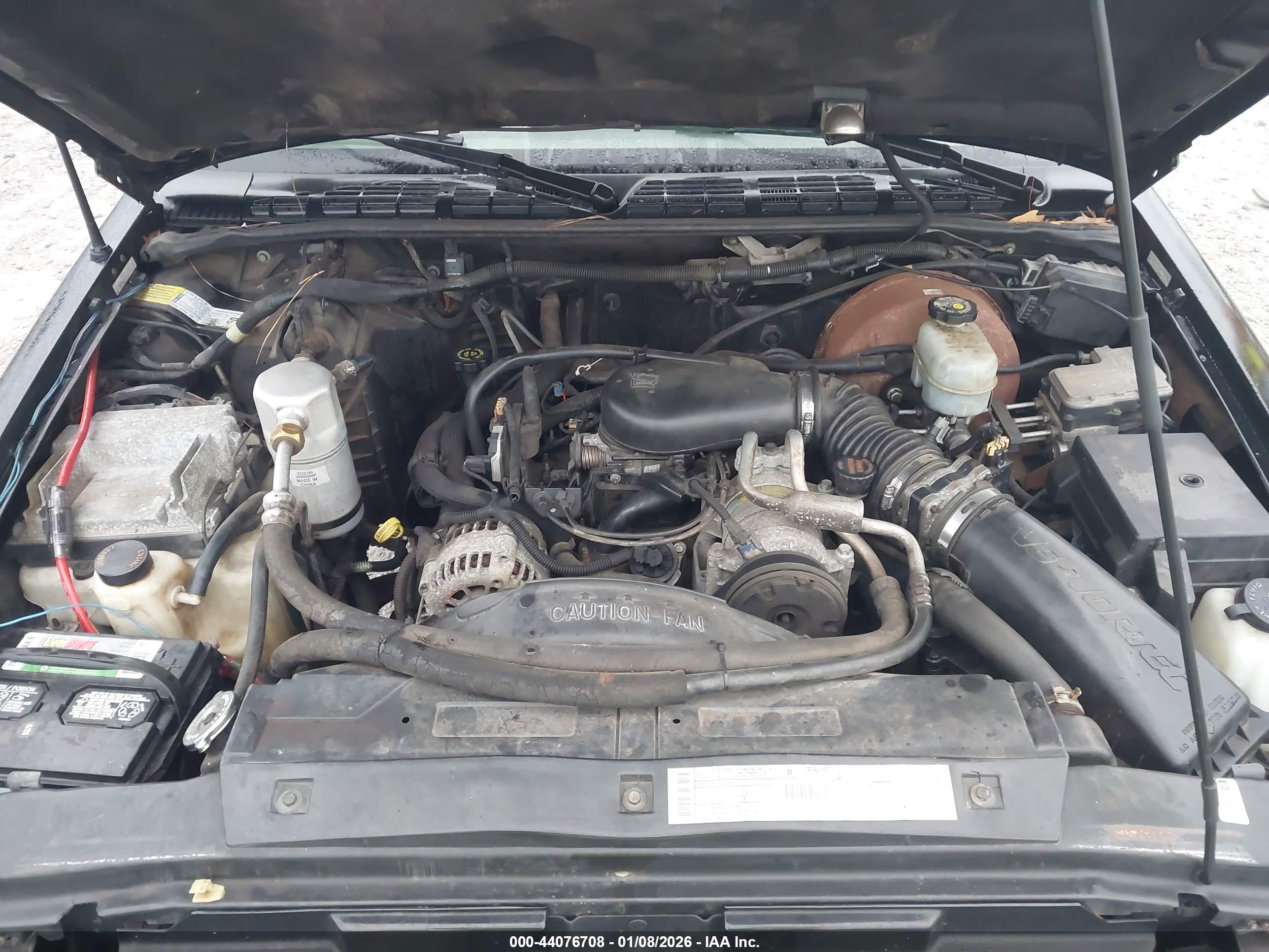 CHEVROLET BLAZER image 10
